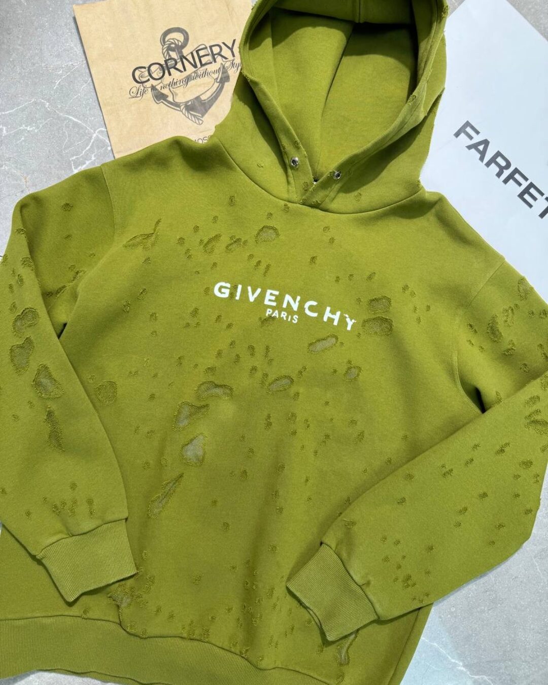 Худи Givenchy