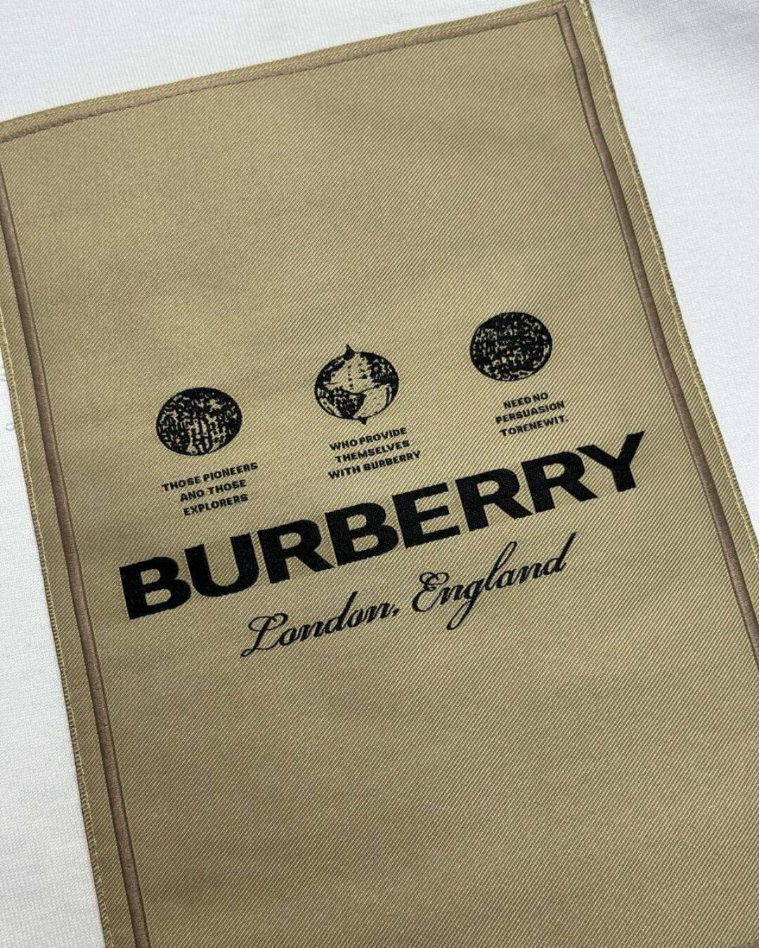 Футболка Burberry — фото 9