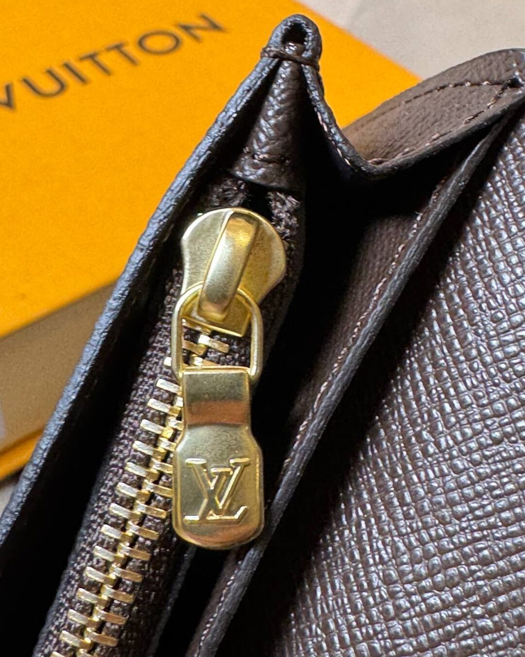 Кошелёк Louis Vuitton