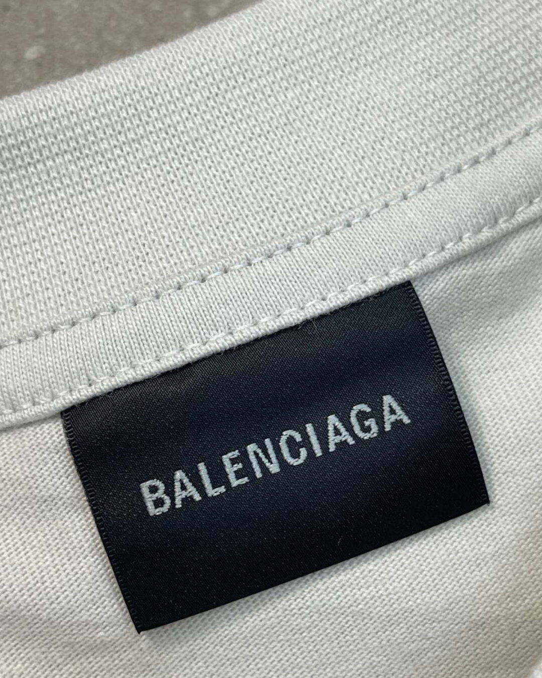 Футболка Balenciaga — фото 7