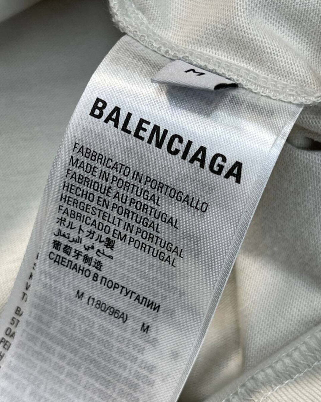 Футболка Balenciaga — фото 8