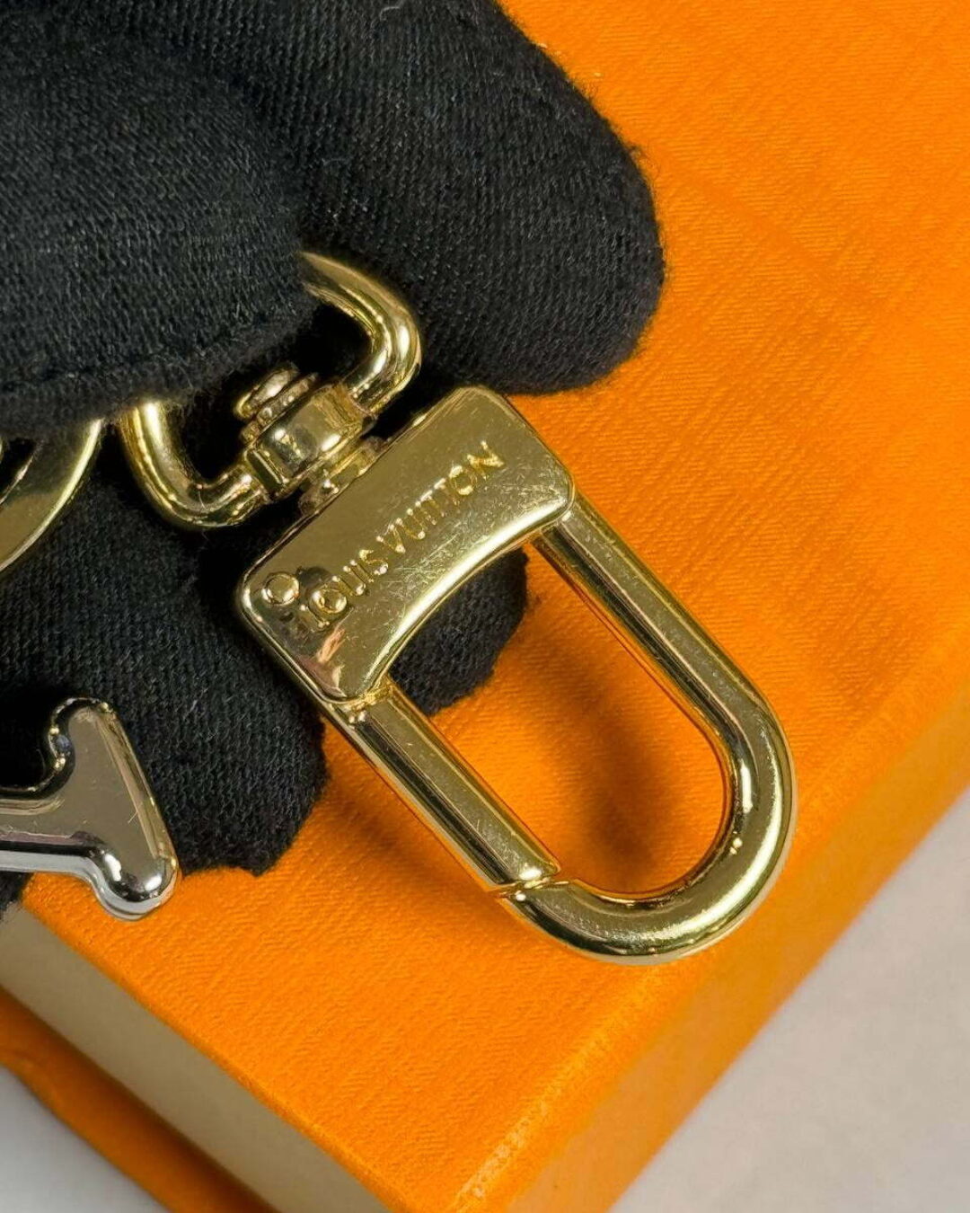 Брелок Louis Vuitton