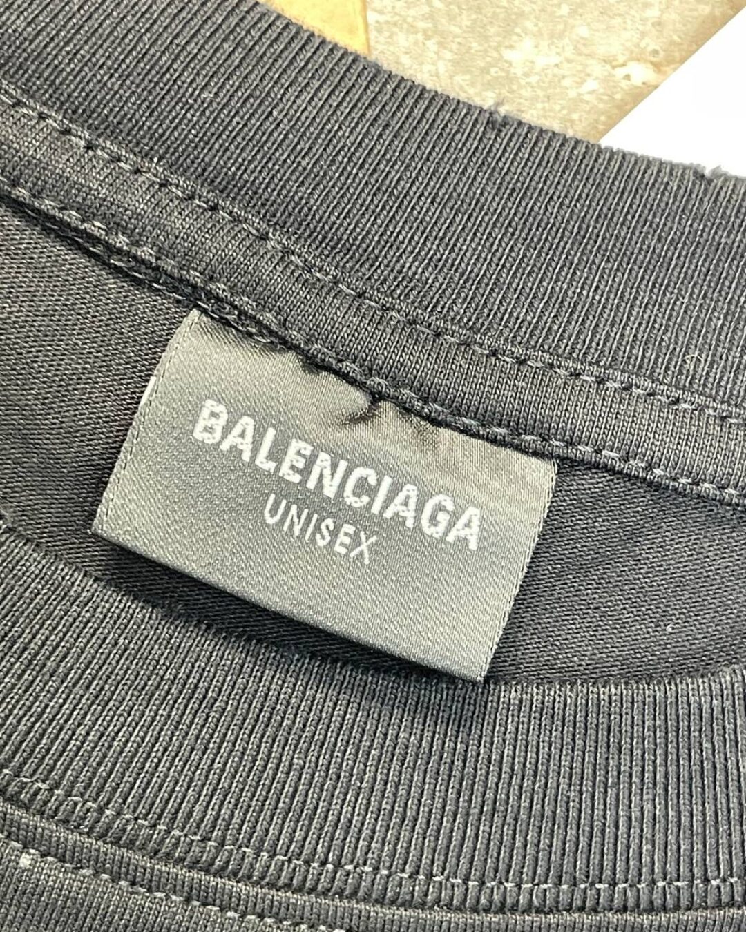 Футболка Balenciaga