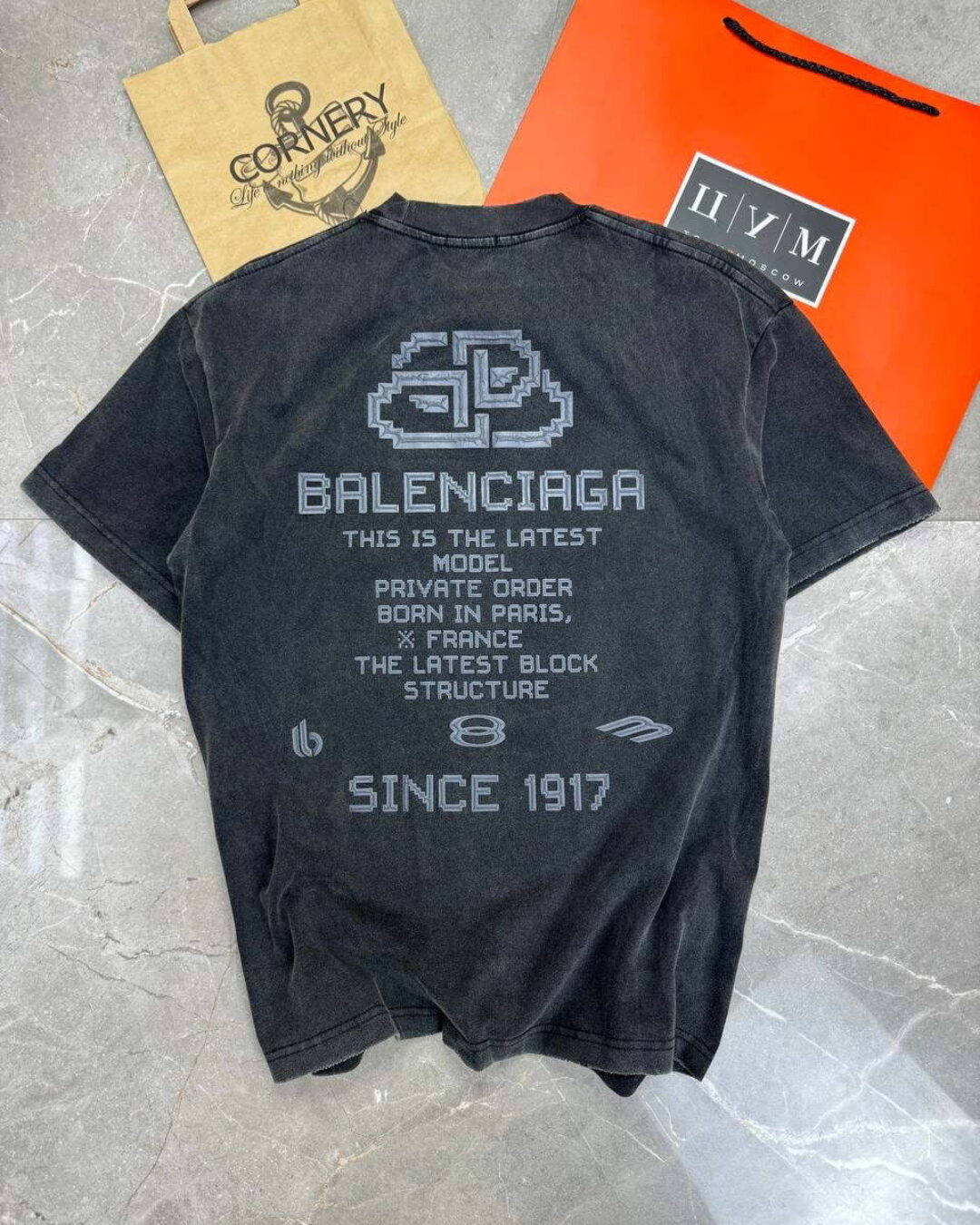 Футболка Balenciaga — фото 2