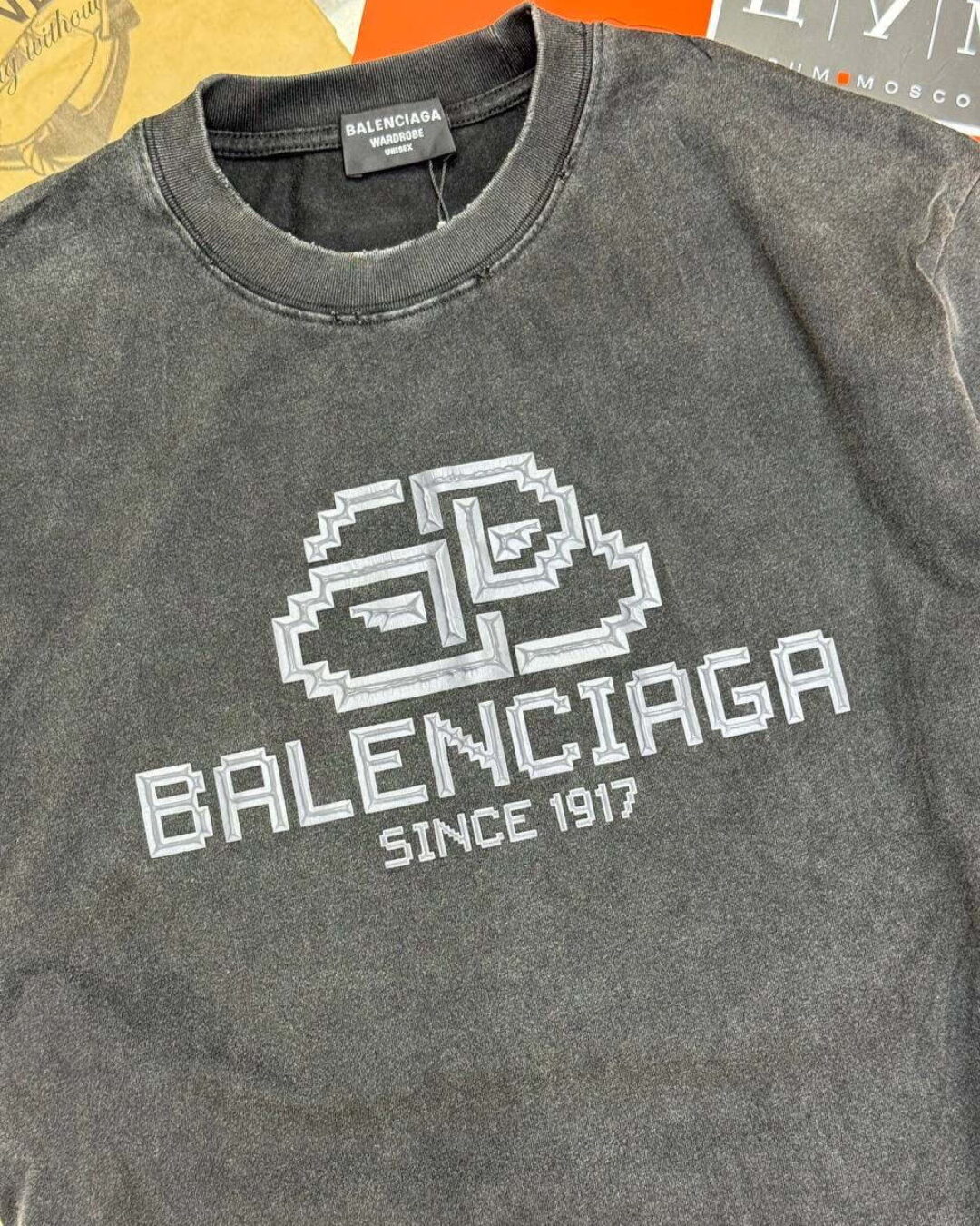 Футболка Balenciaga — фото 4