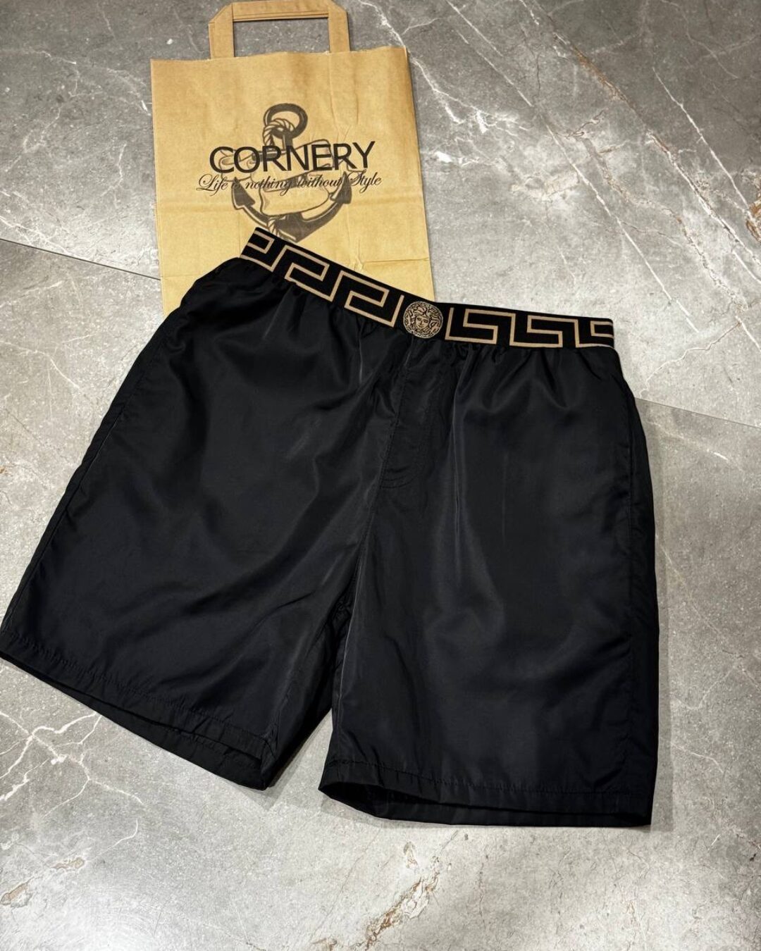 Шорты Versace
