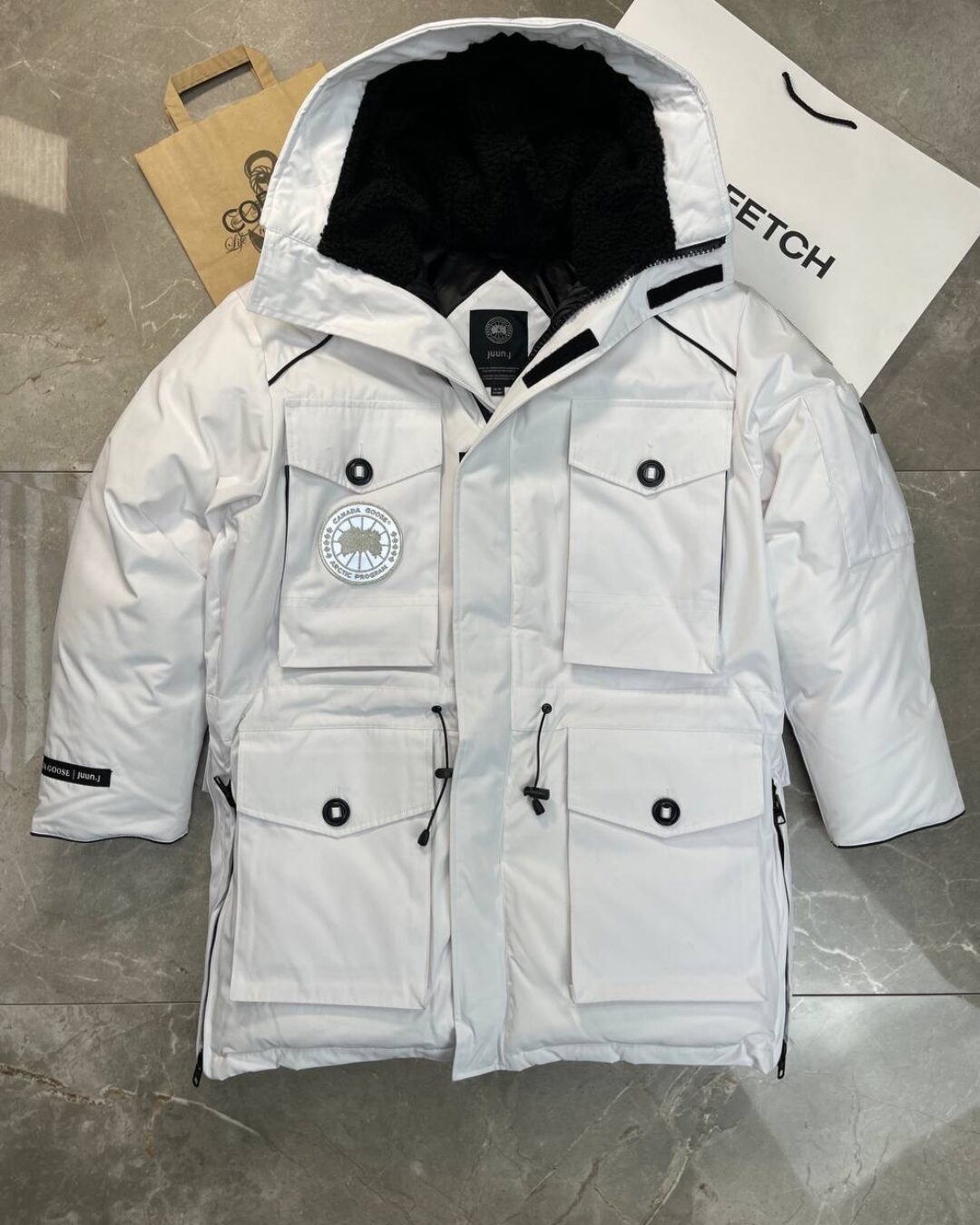 Куртка Canada Goose Juun J Snow Mantra