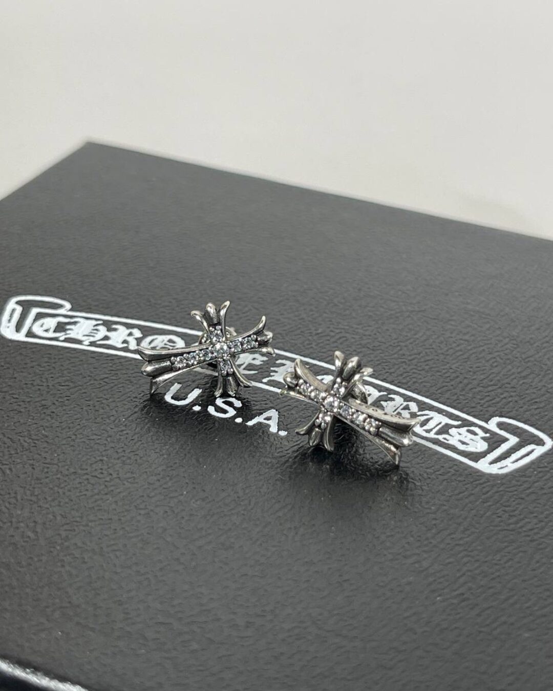 Серьги Chrome Hearts