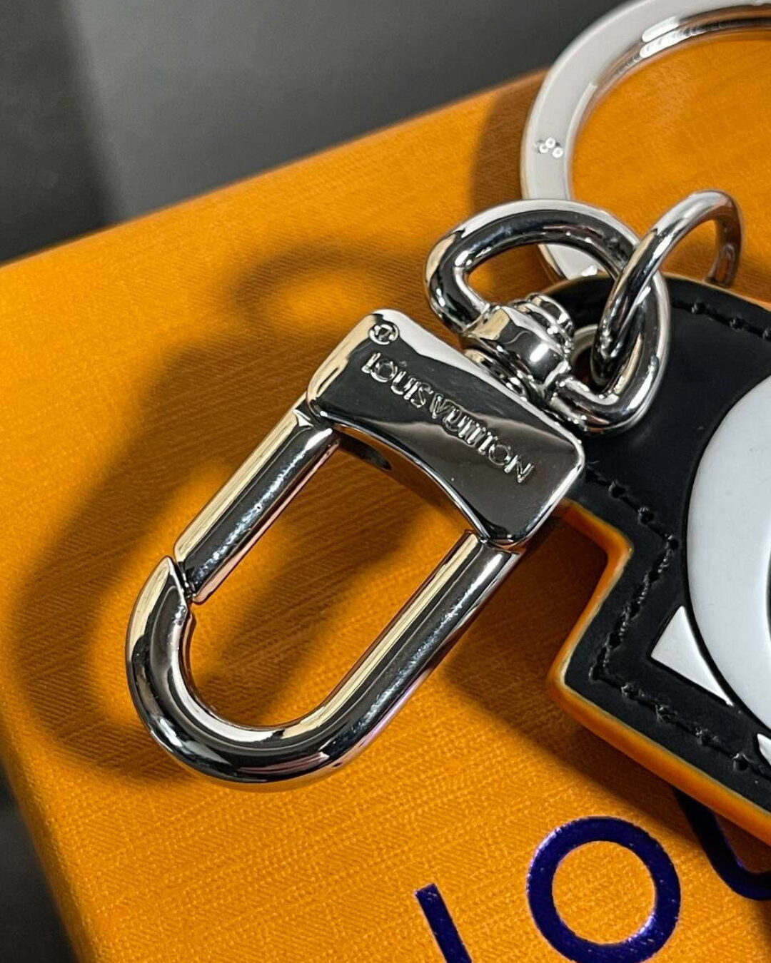 Брелок Louis Vuitton