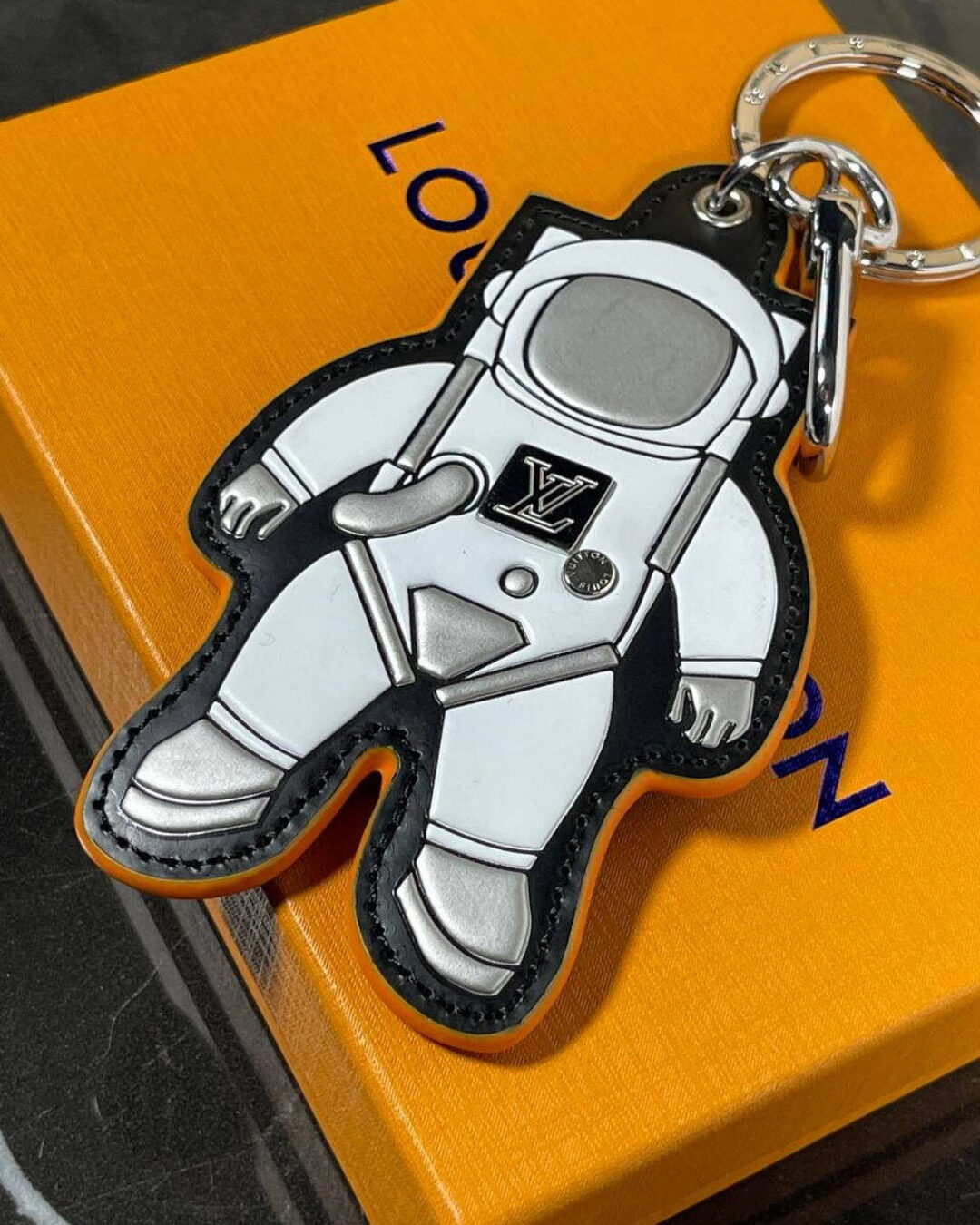 Брелок Louis Vuitton