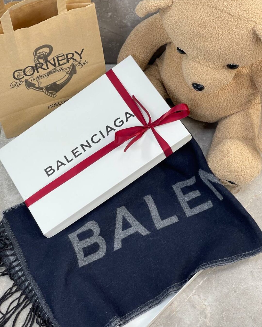 Шарф Balenciaga