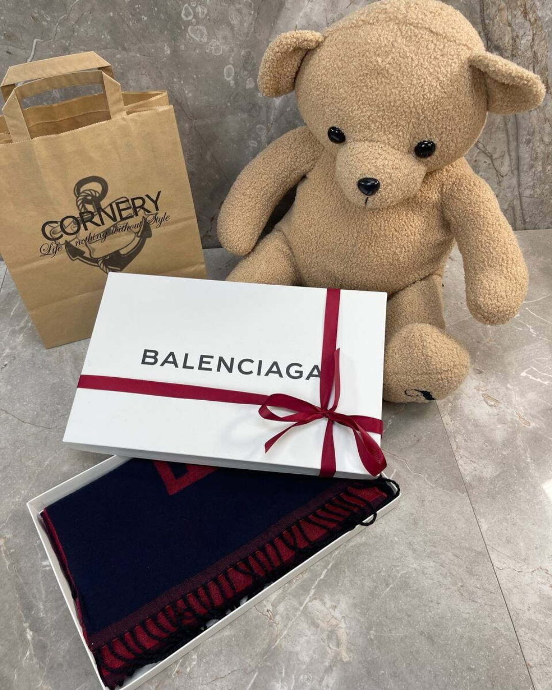 Шарф Balenciaga