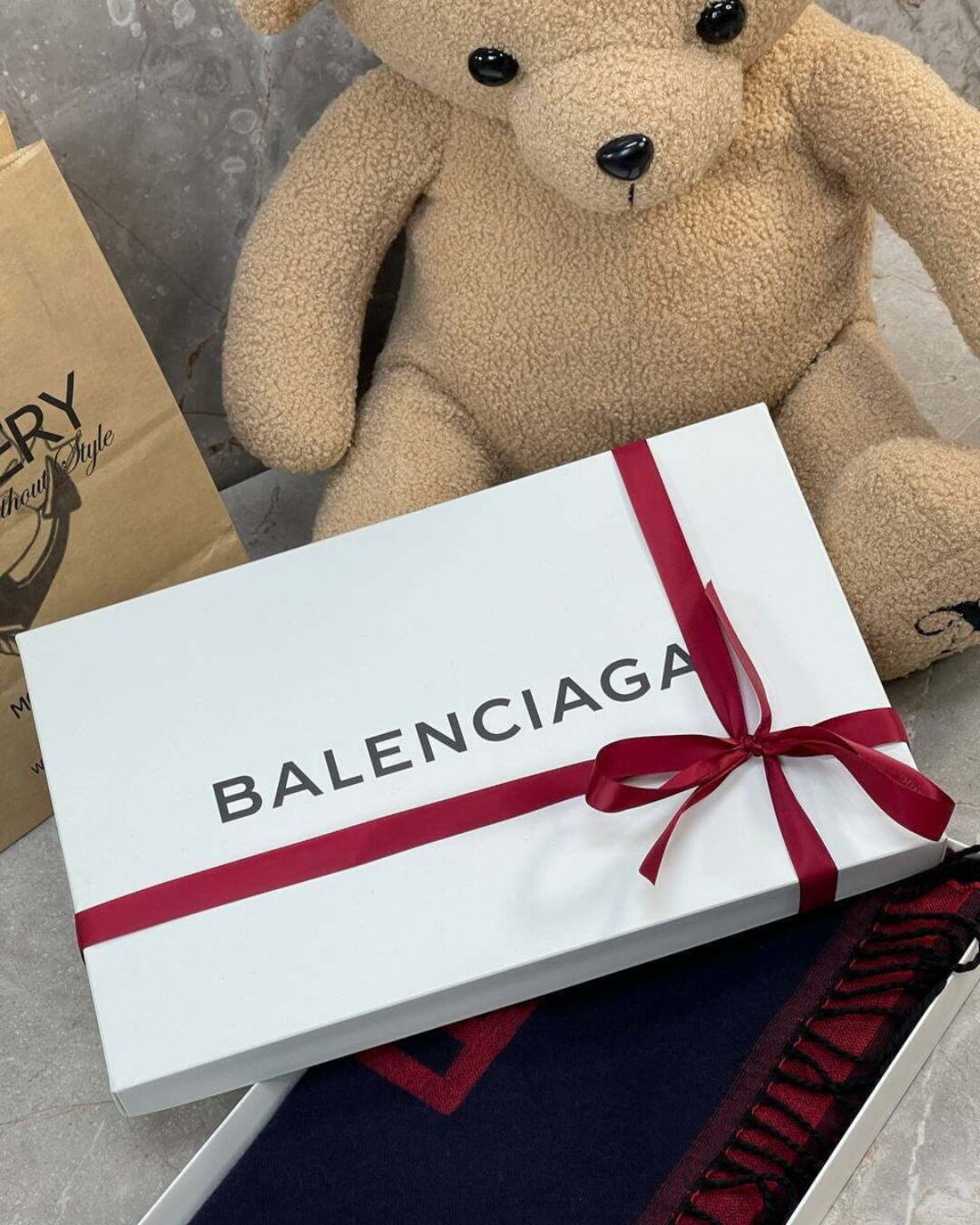 Шарф Balenciaga