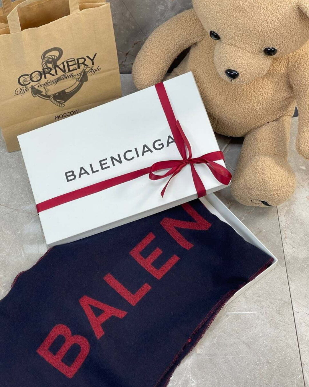 Шарф Balenciaga
