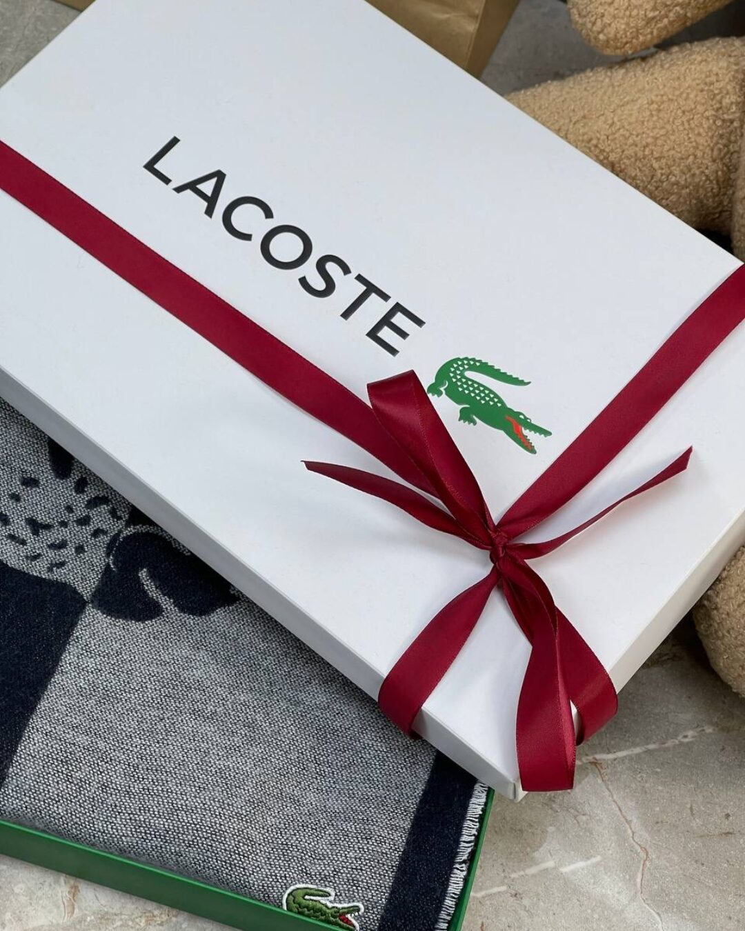Шарф Lacoste