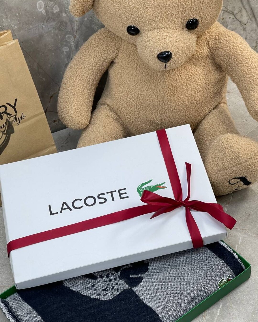 Шарф Lacoste