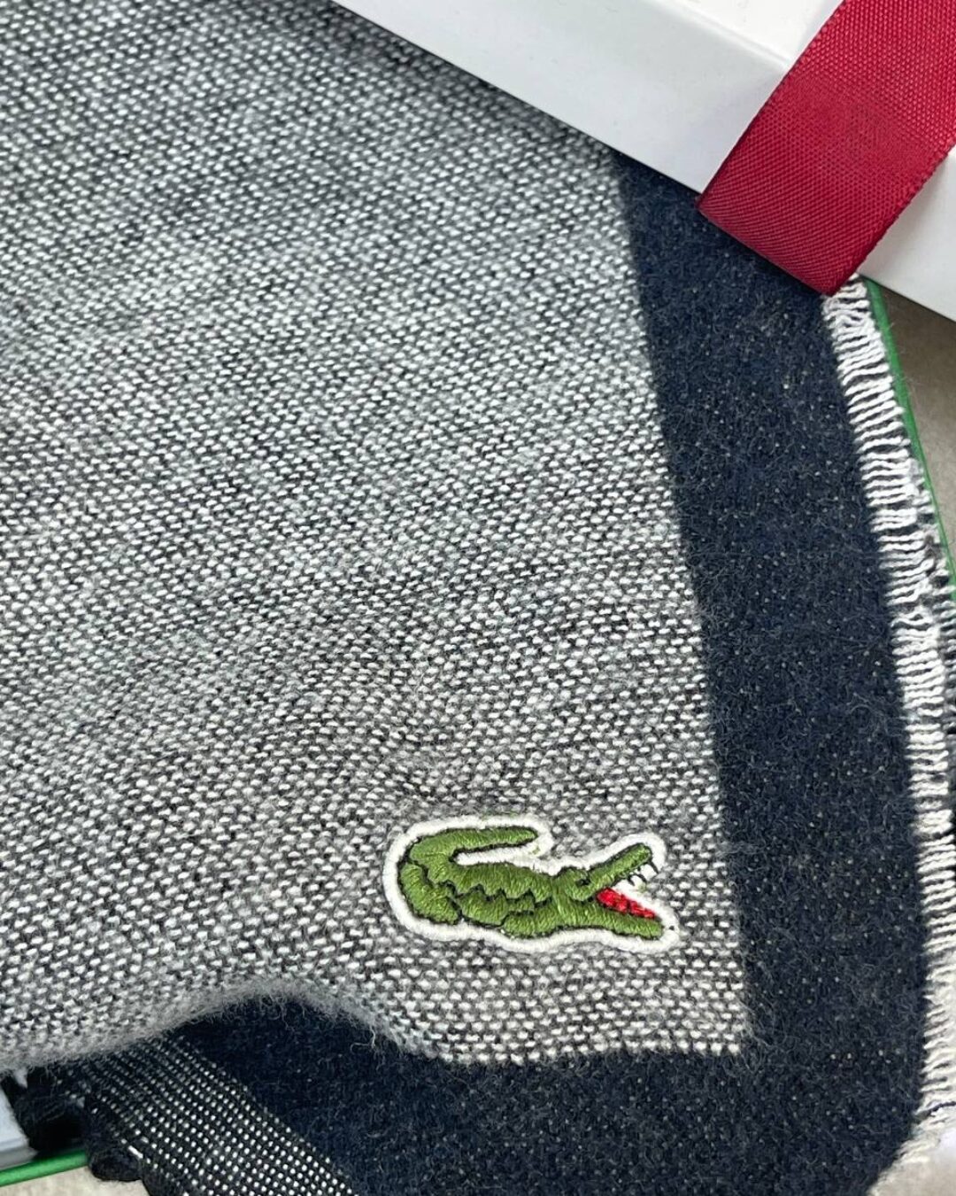 Шарф Lacoste