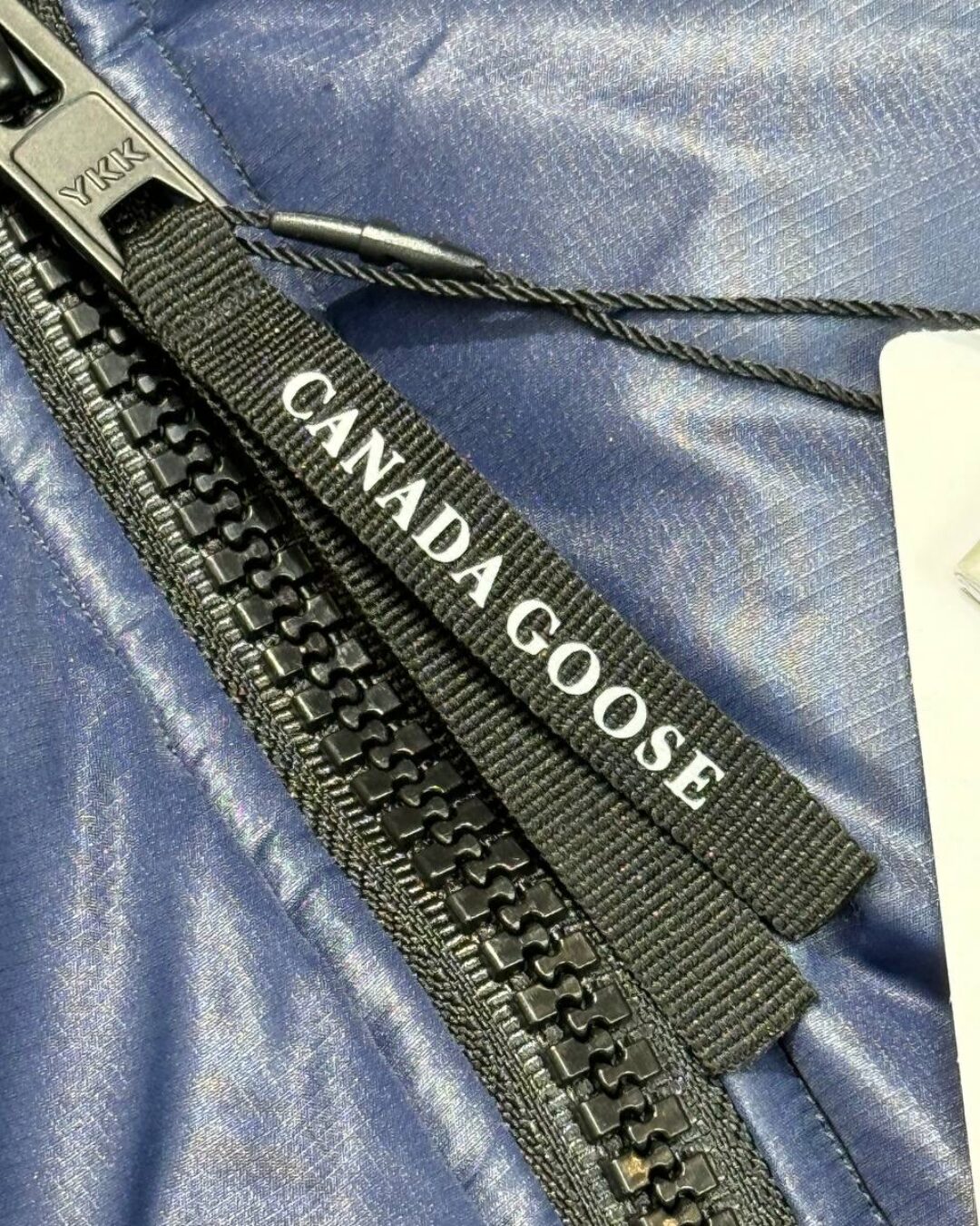 Пуховик Canada Goose