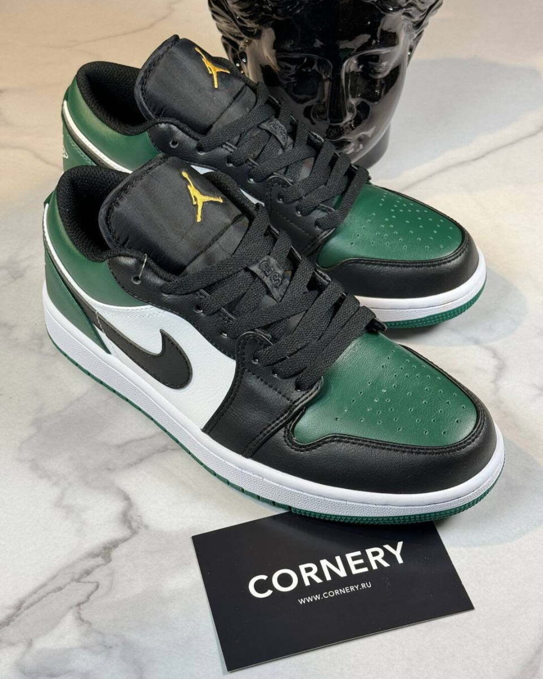 Кеды Air Jordan 1 Low Green Toe