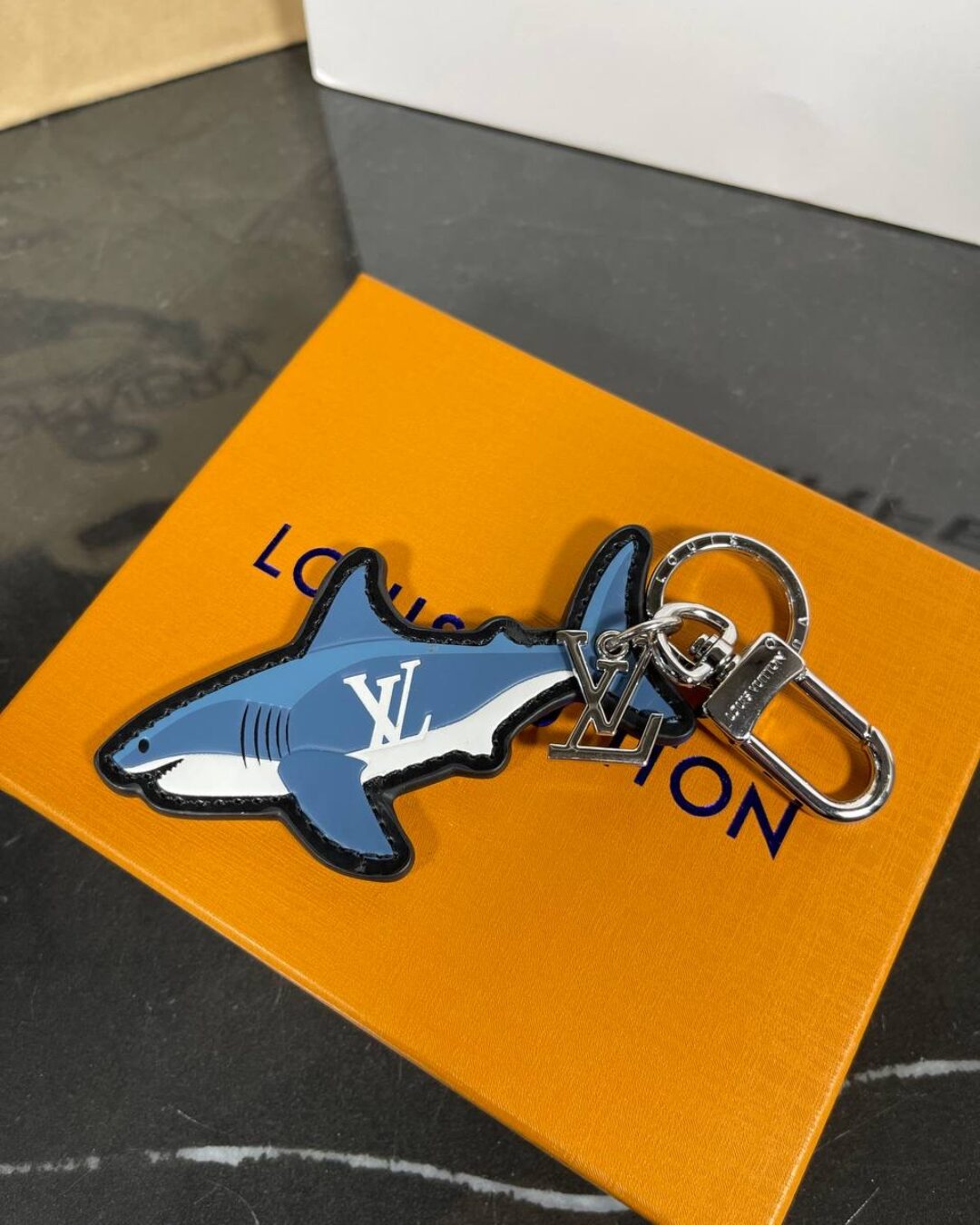 Брелок Louis Vuitton