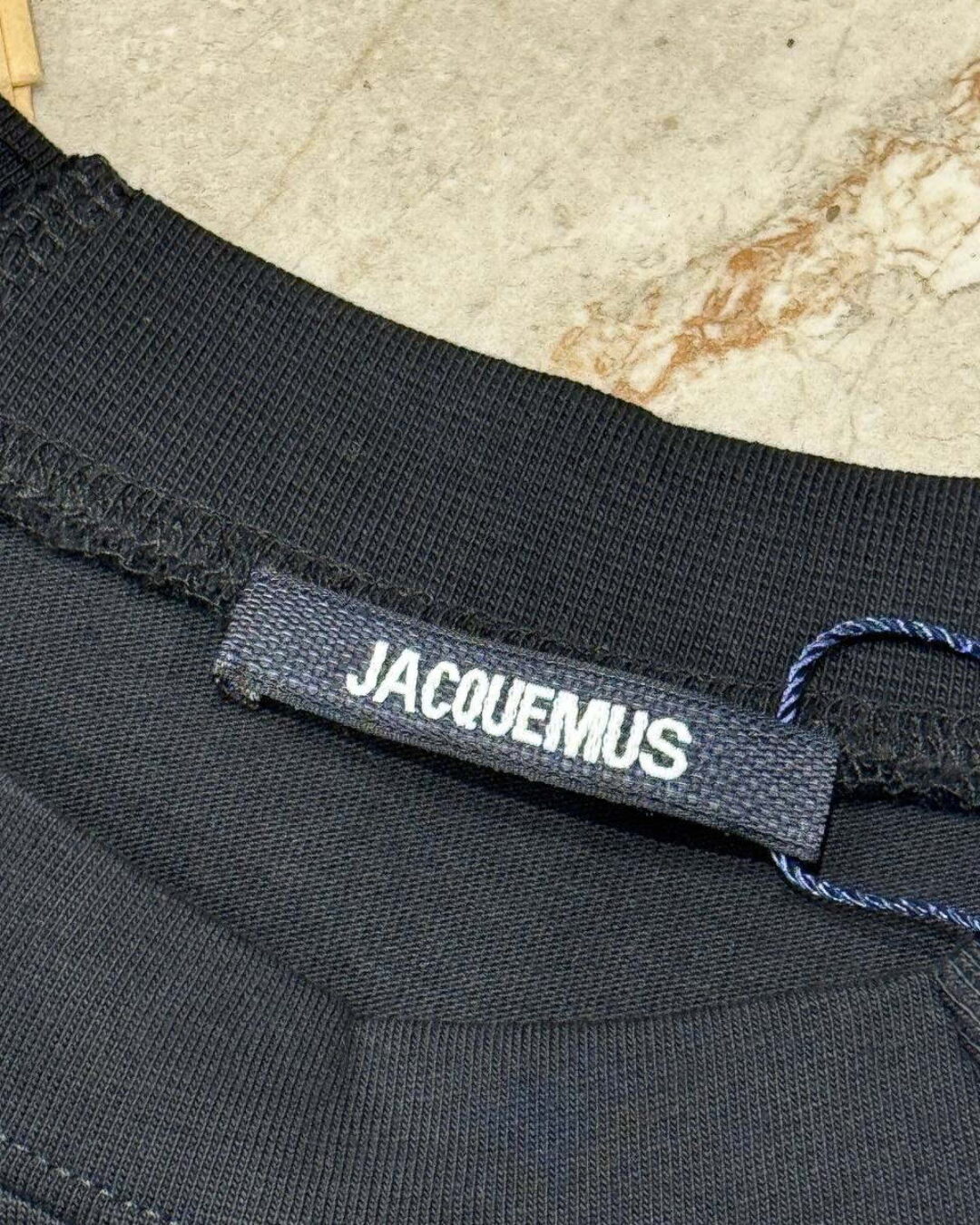 Футболка Jacquemus