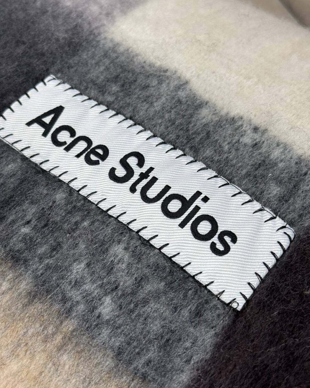 Шарф Acne Studios