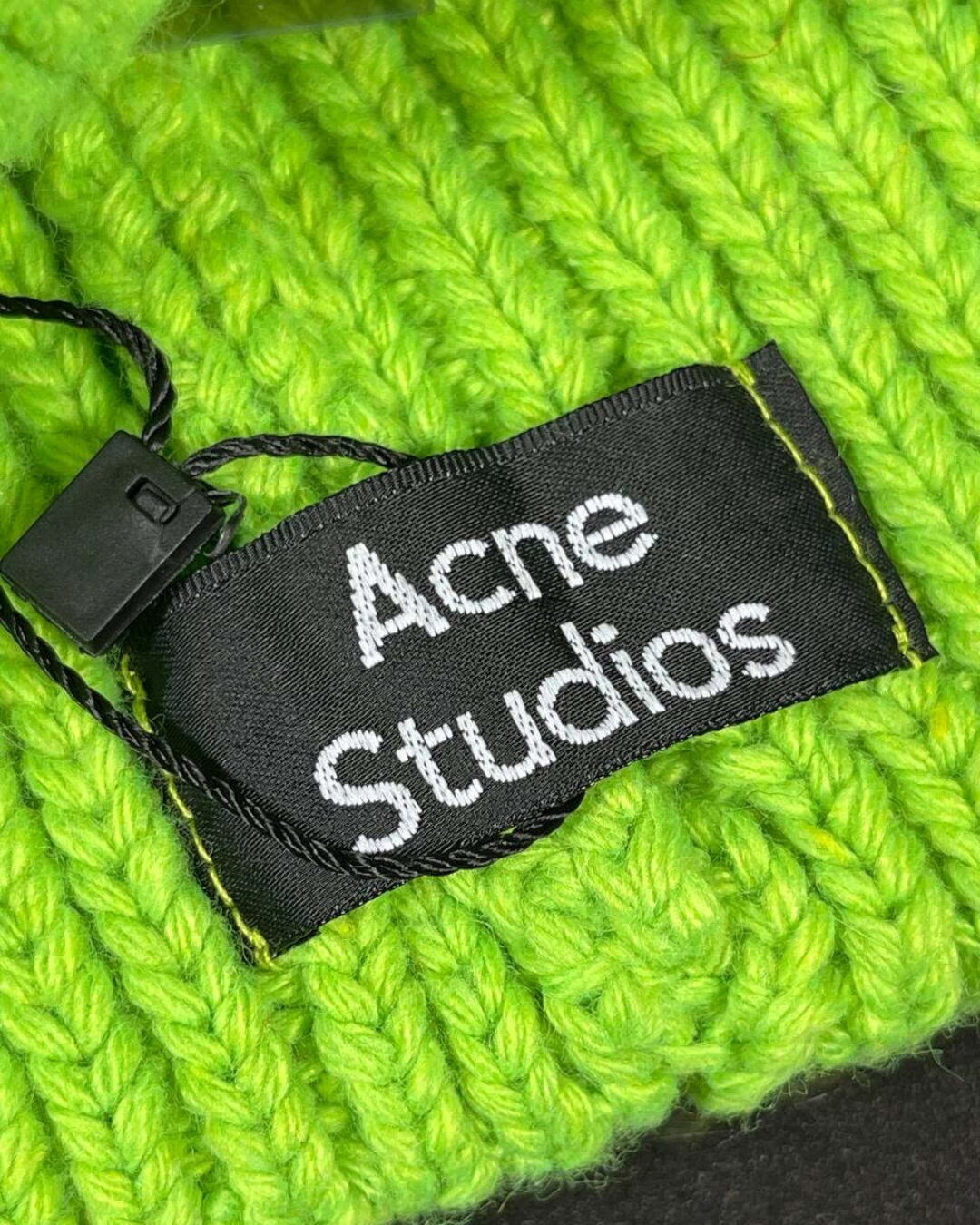 Шапка Acne Studios