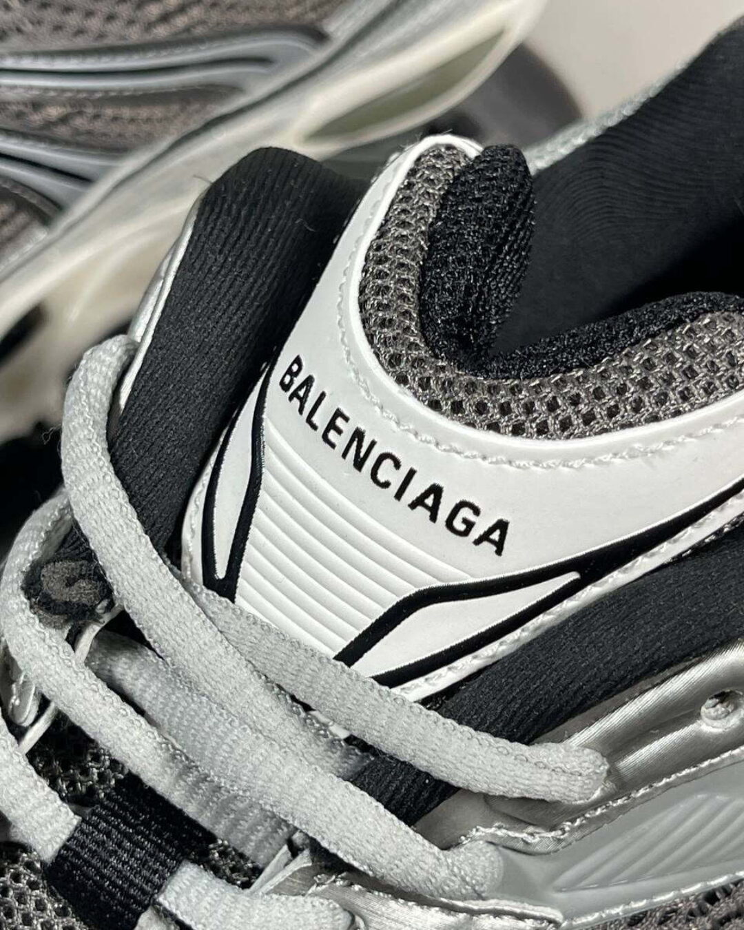 Кроссовки Balenciaga — фото 4