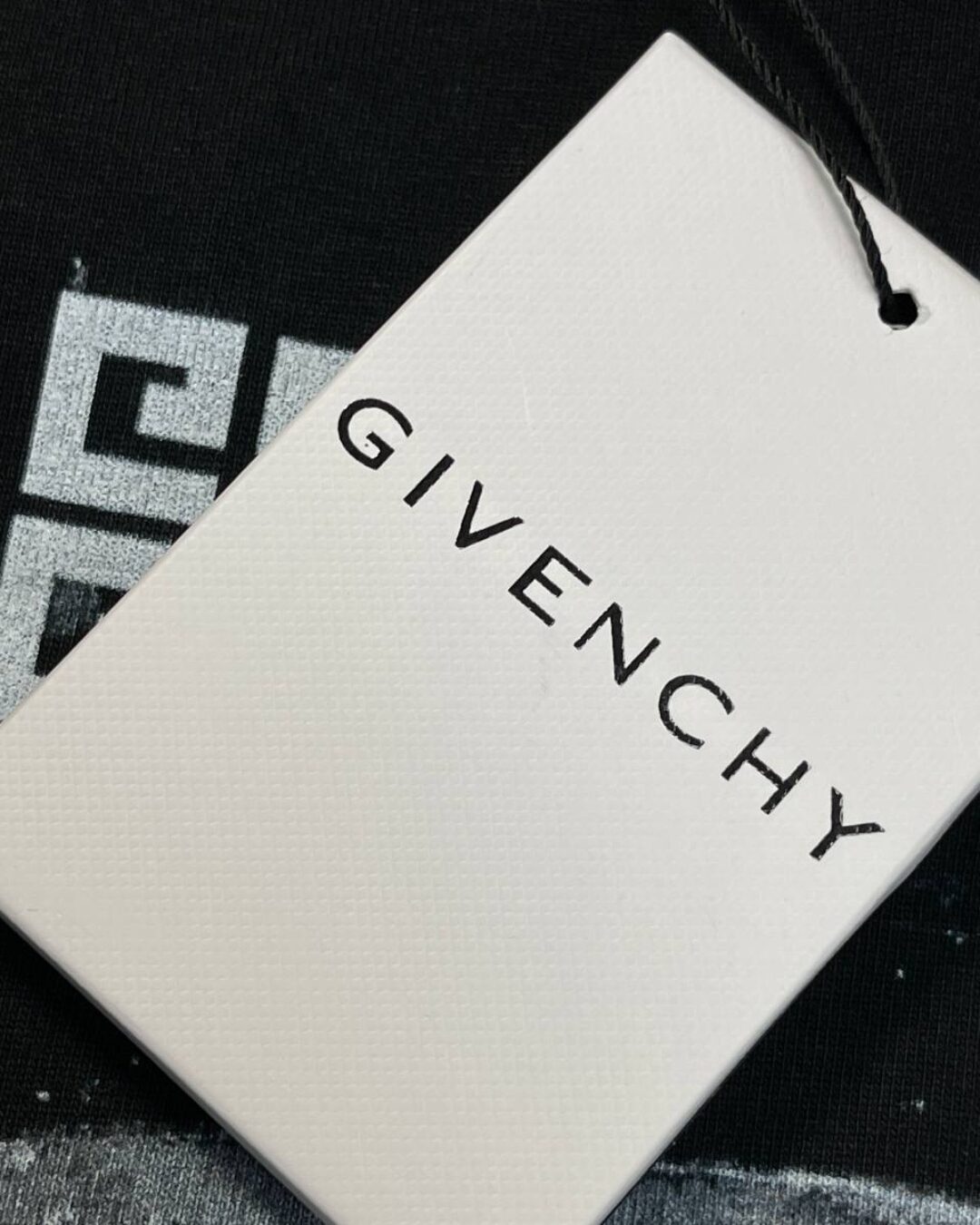 Футболка Givenchy