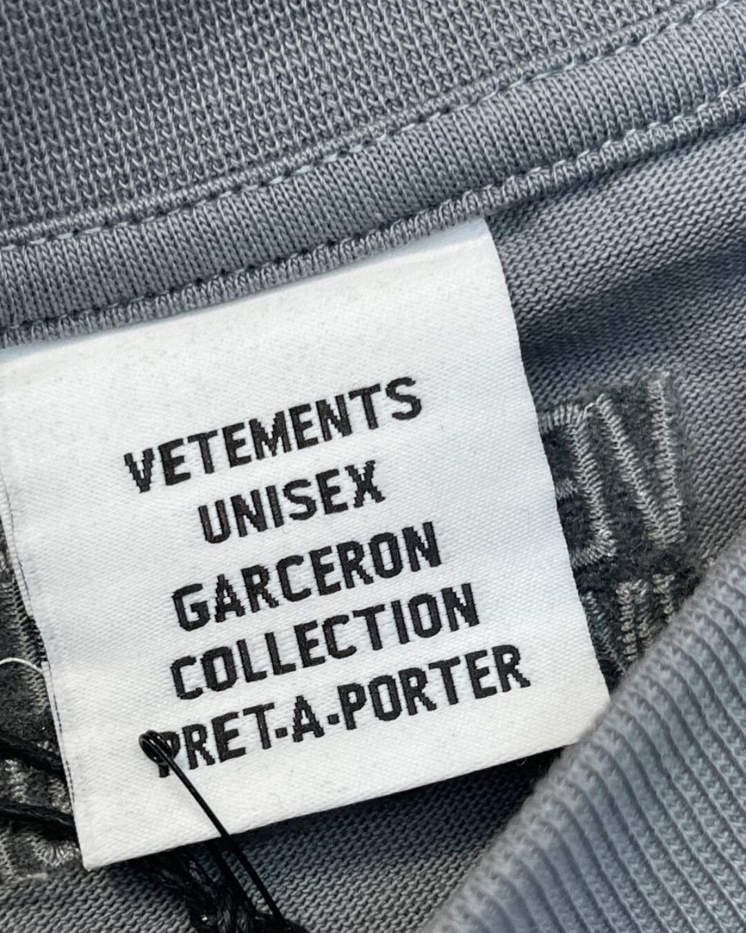 Футболка Vetements My Name Is