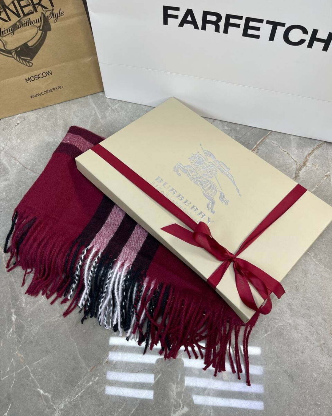 Шарф Burberry
