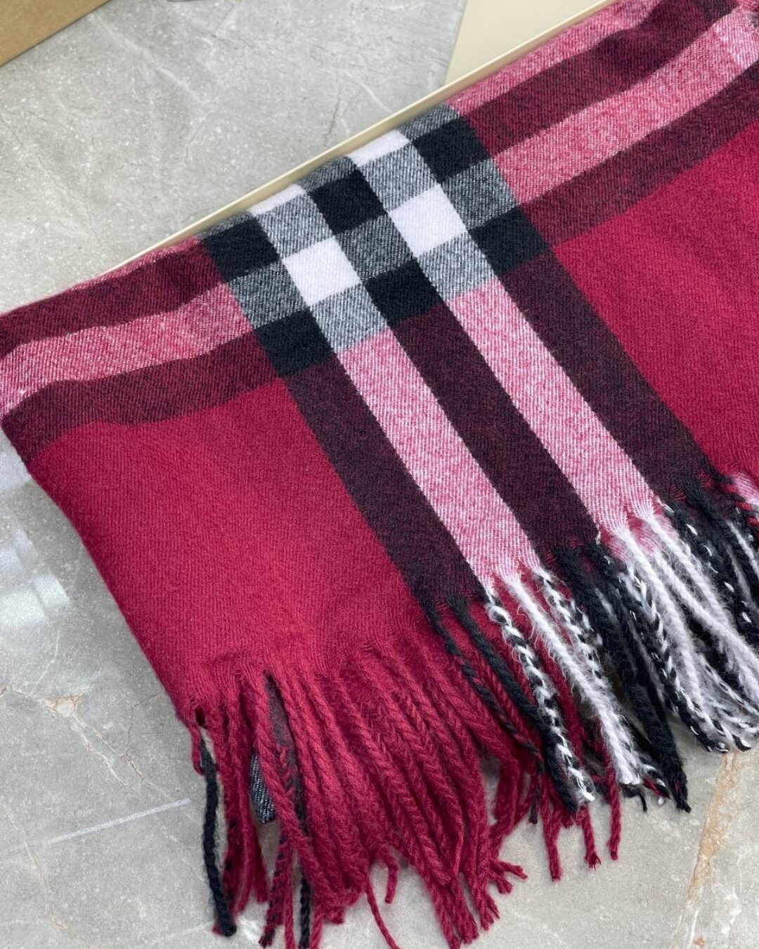 Шарф Burberry