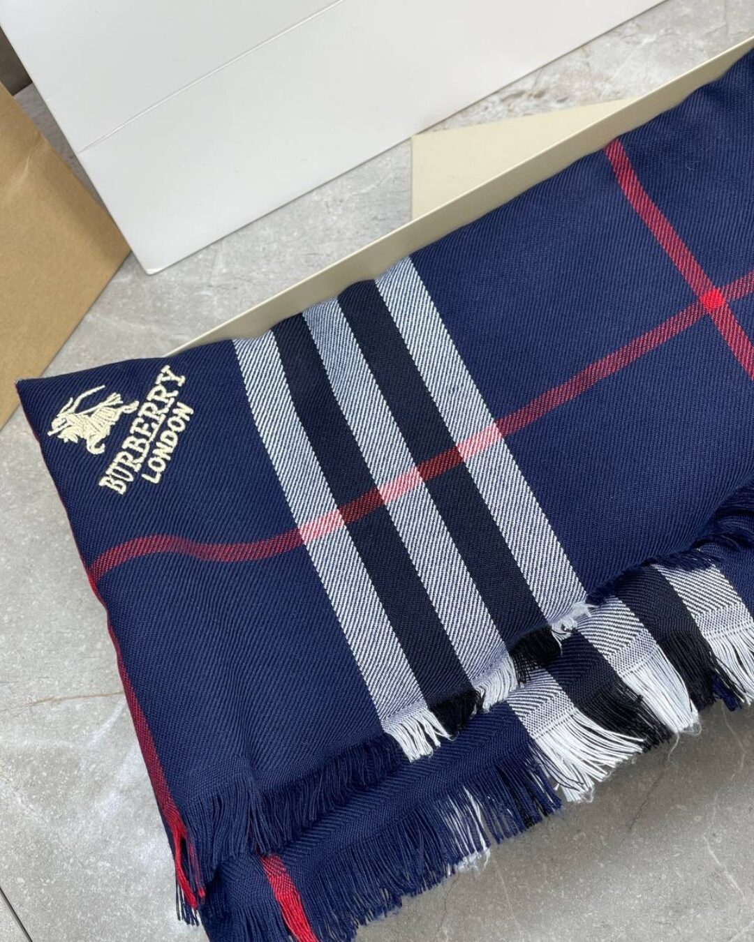 Шарф Burberry
