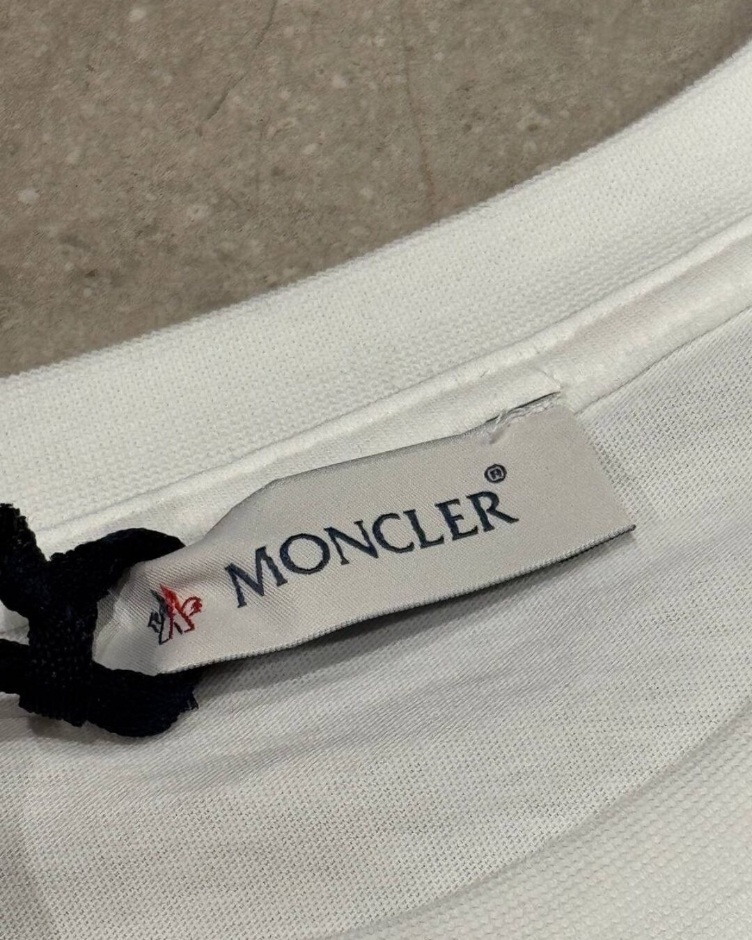 Футболка Moncler