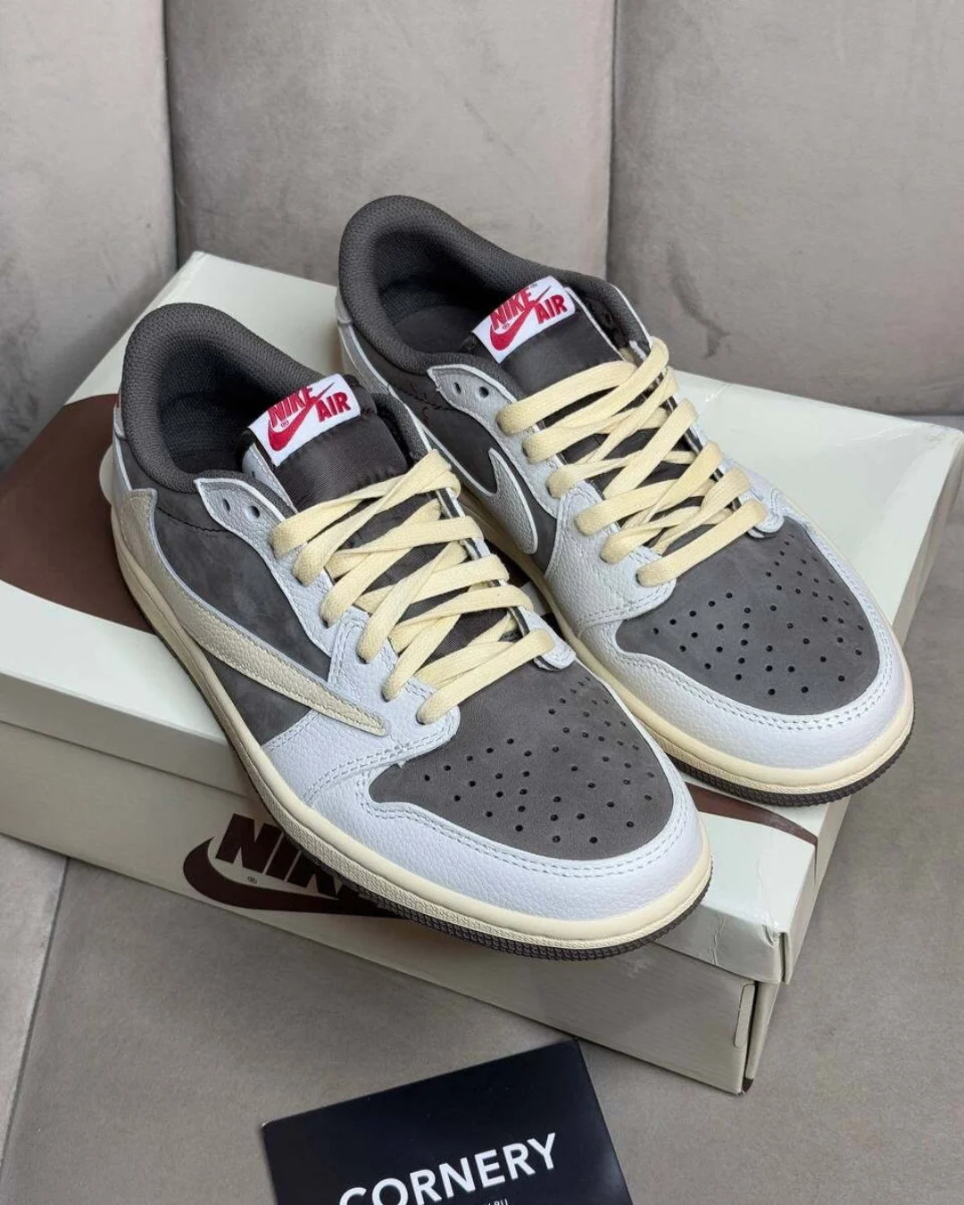 Кеды Travis Scott x Air Jordan 1 Low OG Reverse Mocha S