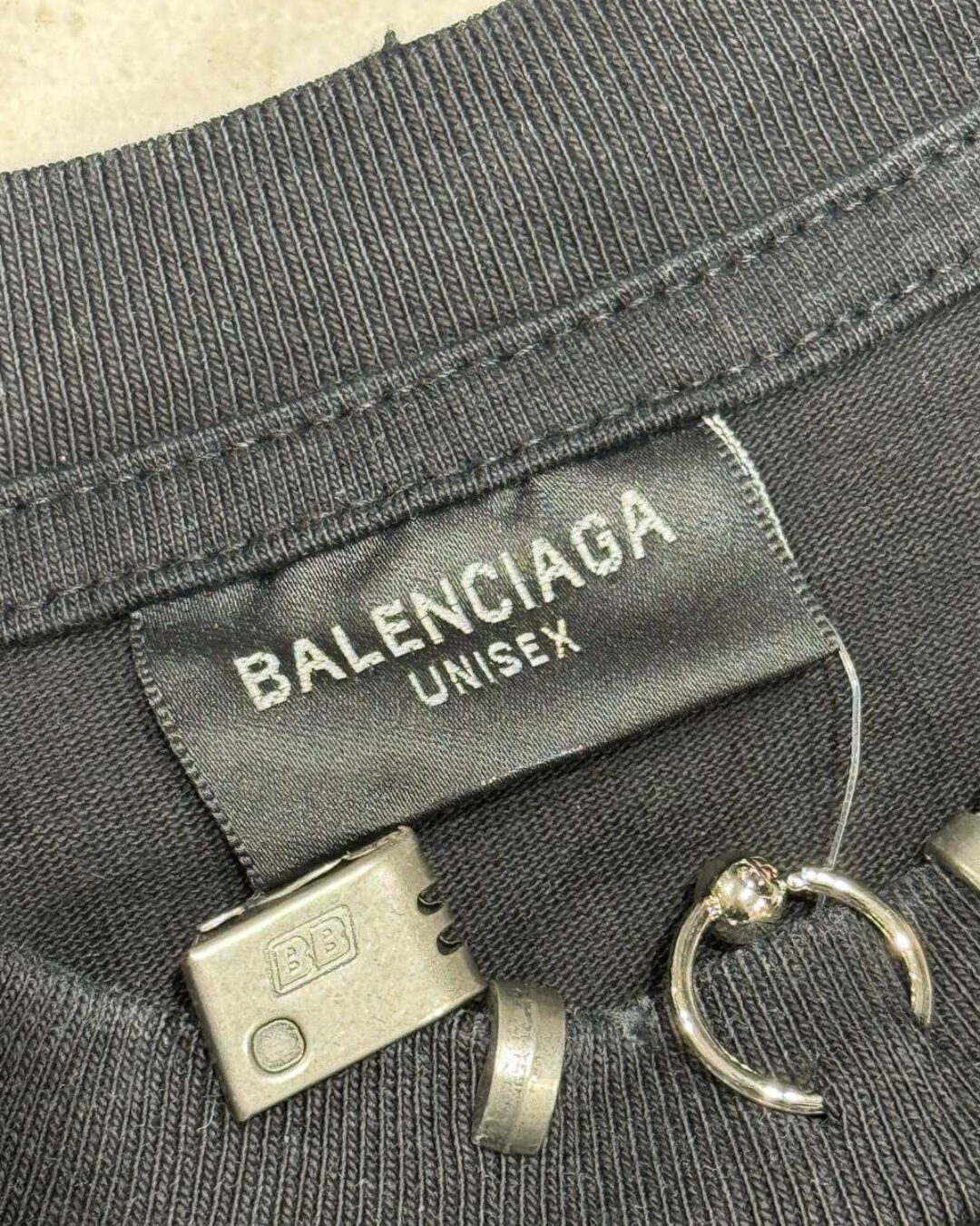 Футболка Balenciaga — фото 7