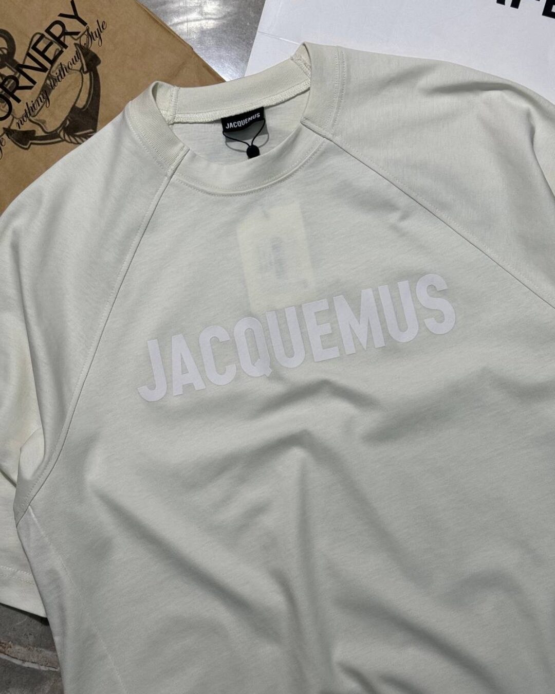 Футболка Jacquemus