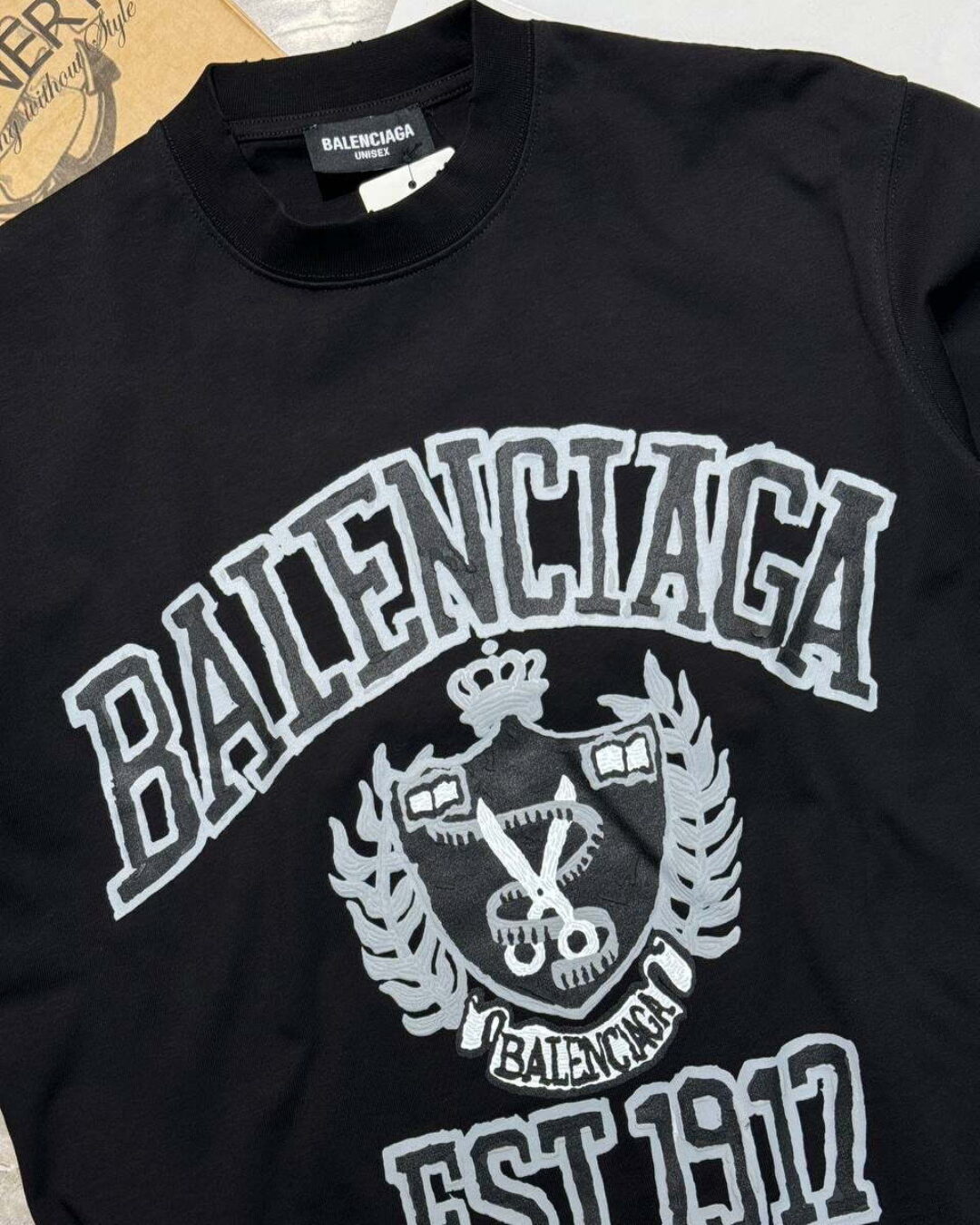 Футболка Balenciaga — фото 3