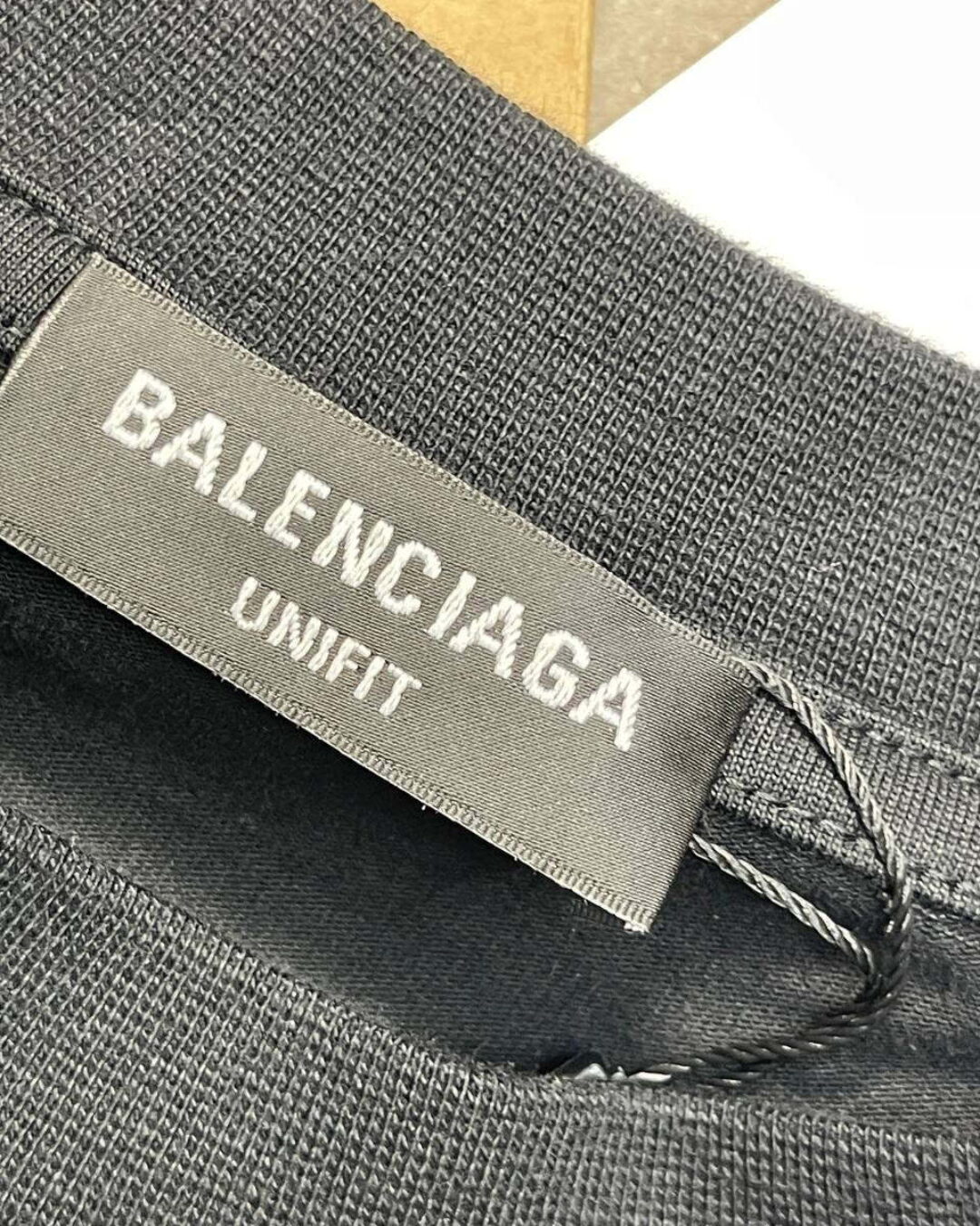 Кофта Balenciaga — фото 7