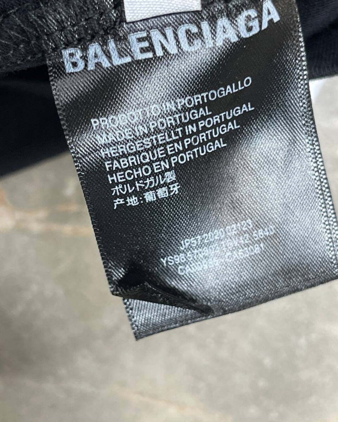 Кофта Balenciaga — фото 9
