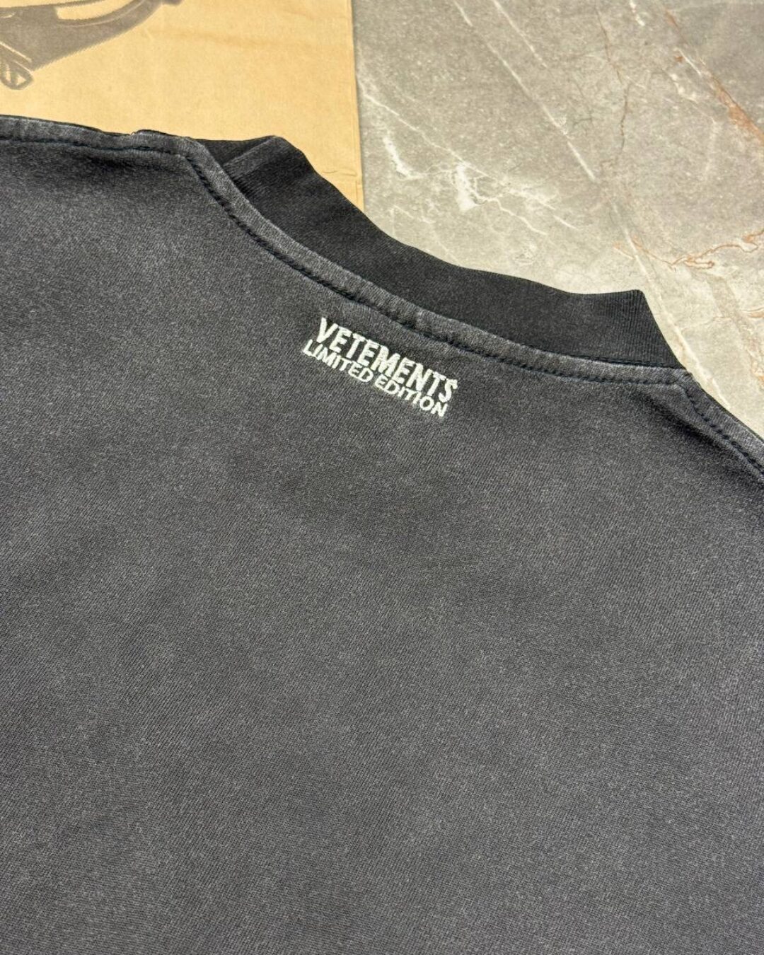 Футболка Vetements Logo