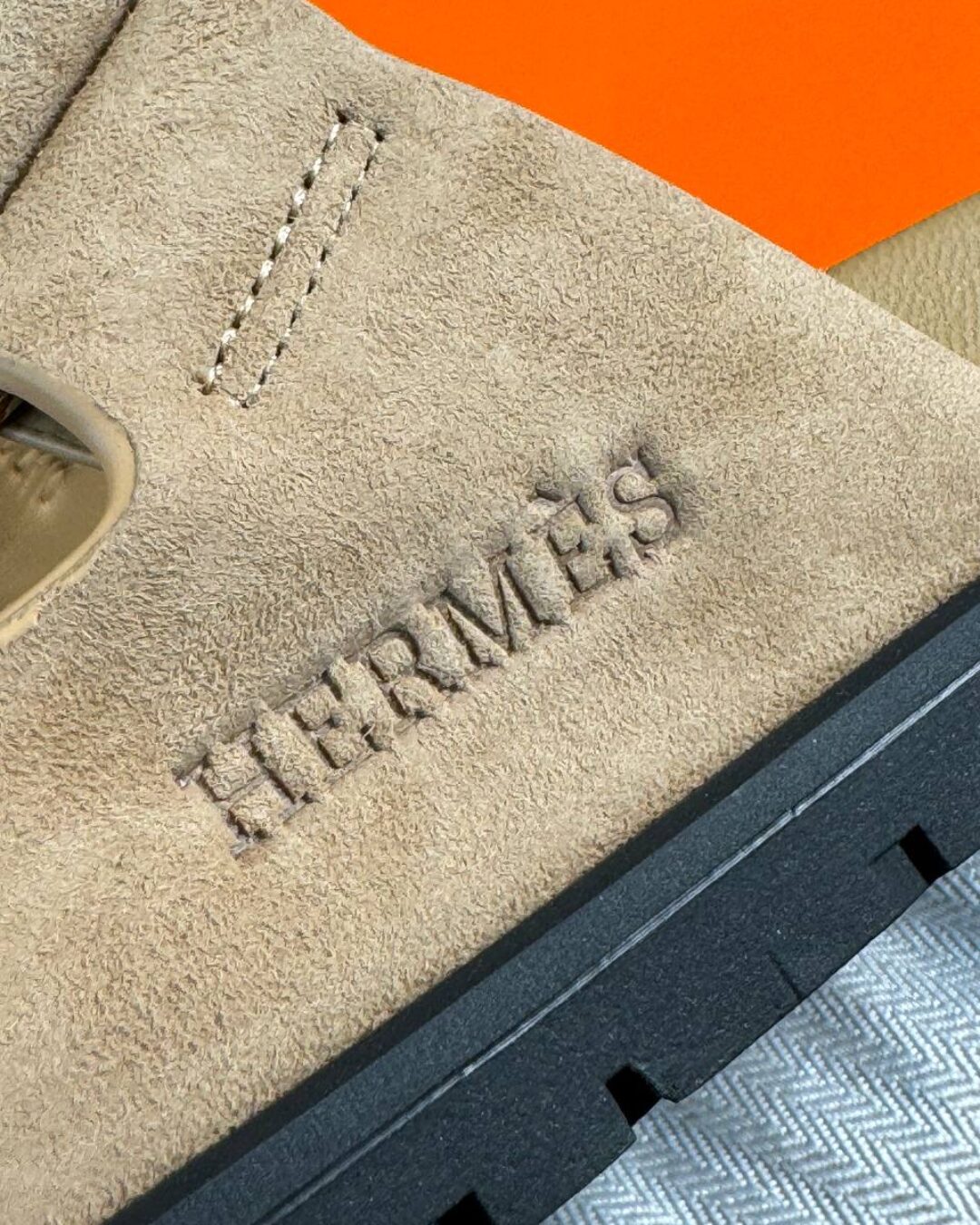 Тапки Hermes