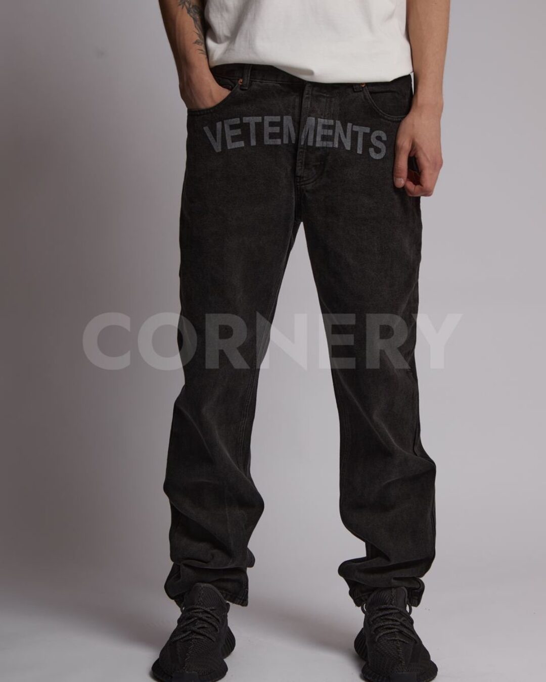 Джинсы Vetements