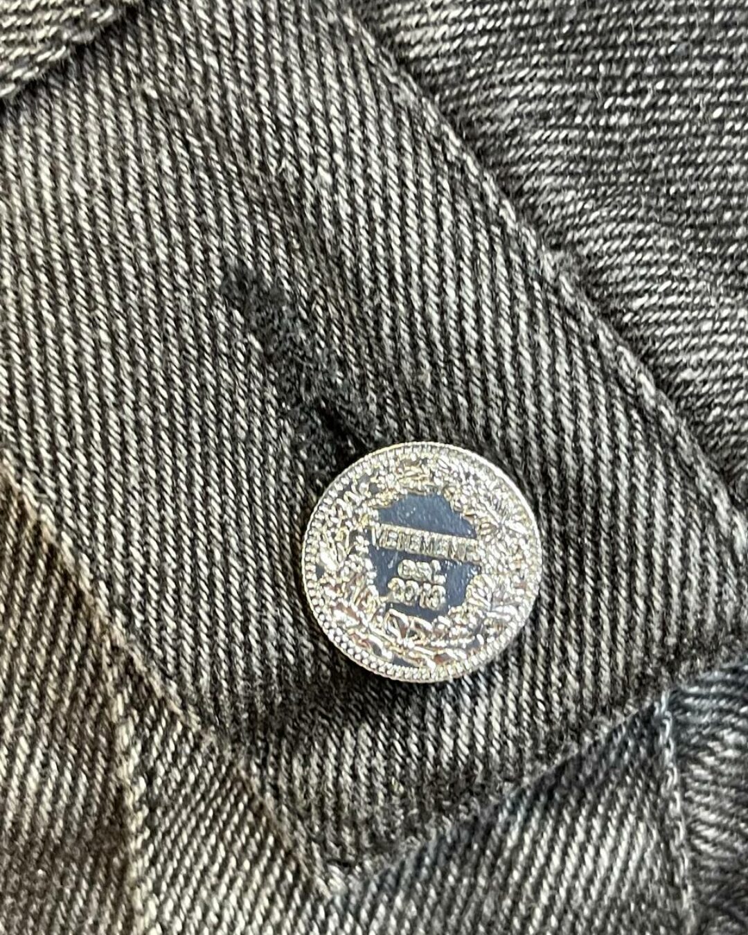Джинсы Vetements