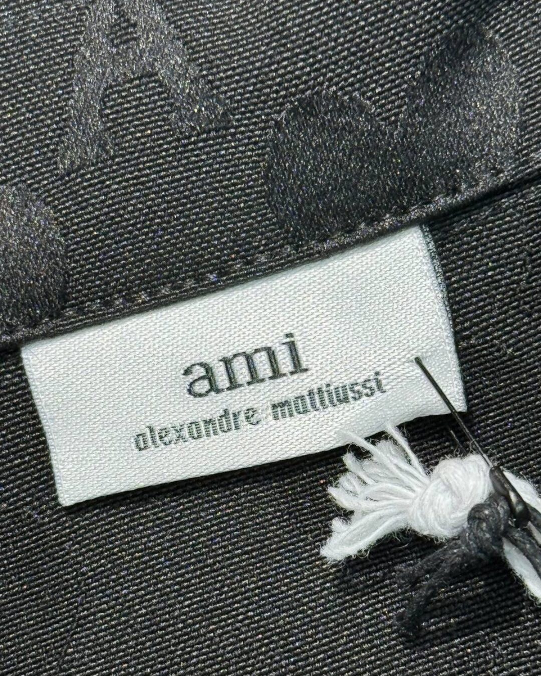 Костюм Ami