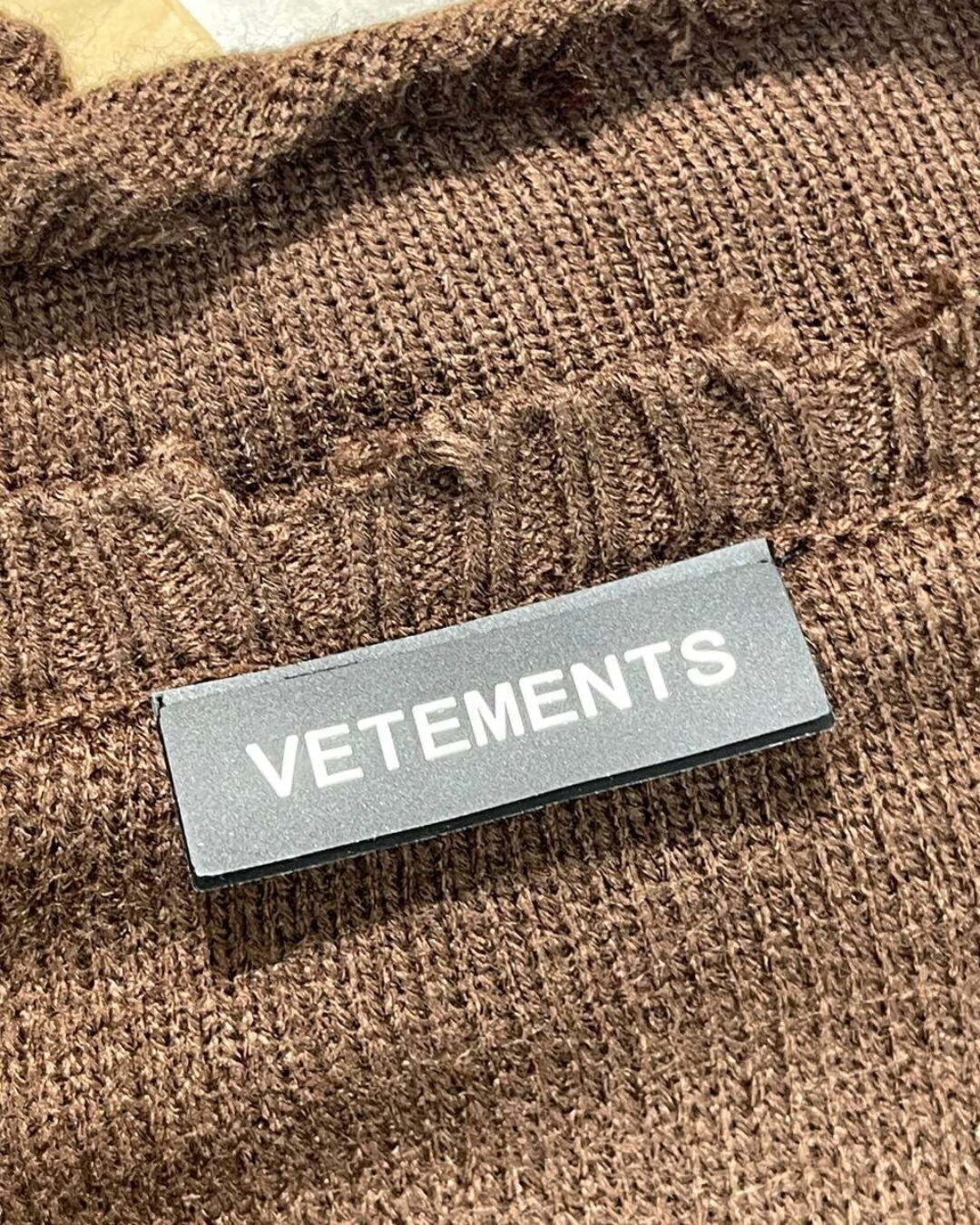 Свитер Vetements — фото 8