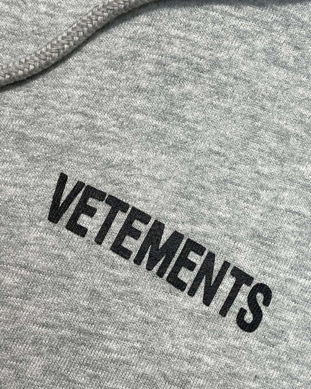 Худи Vetements — фото 5