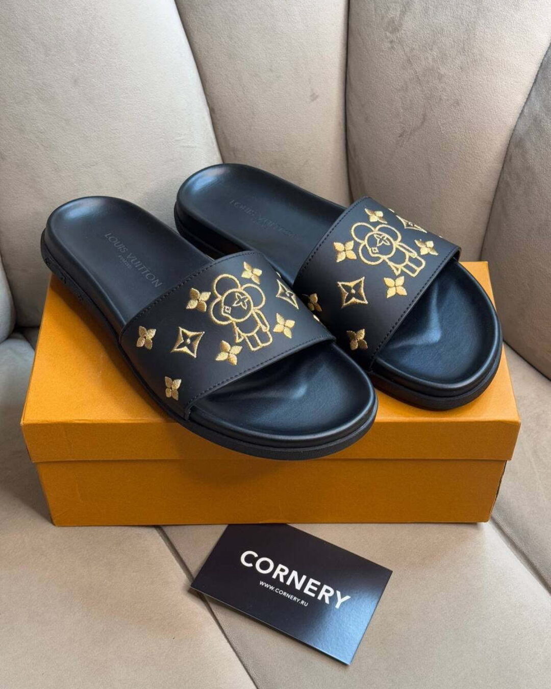Тапки Louis Vuitton