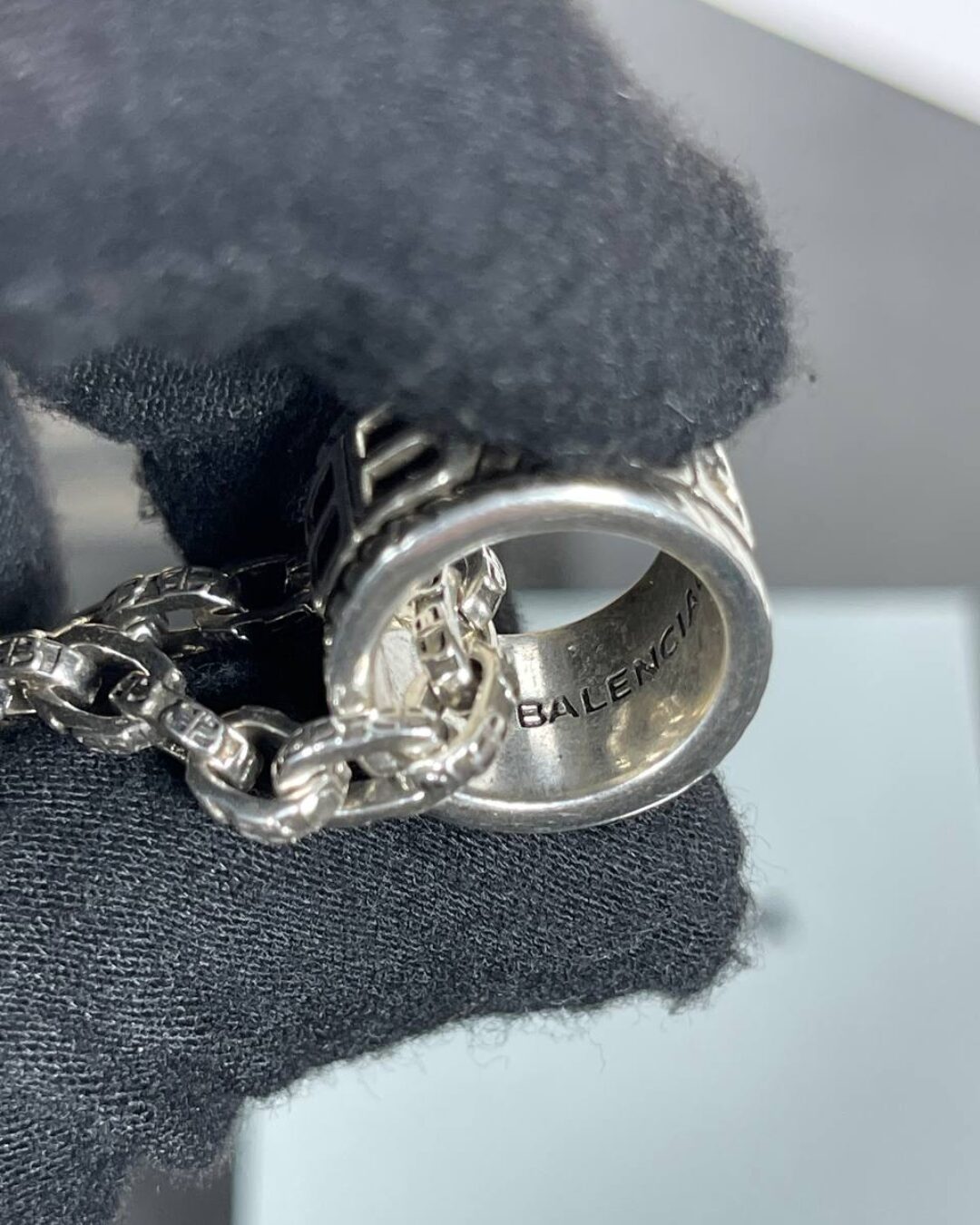 Колье Balenciaga