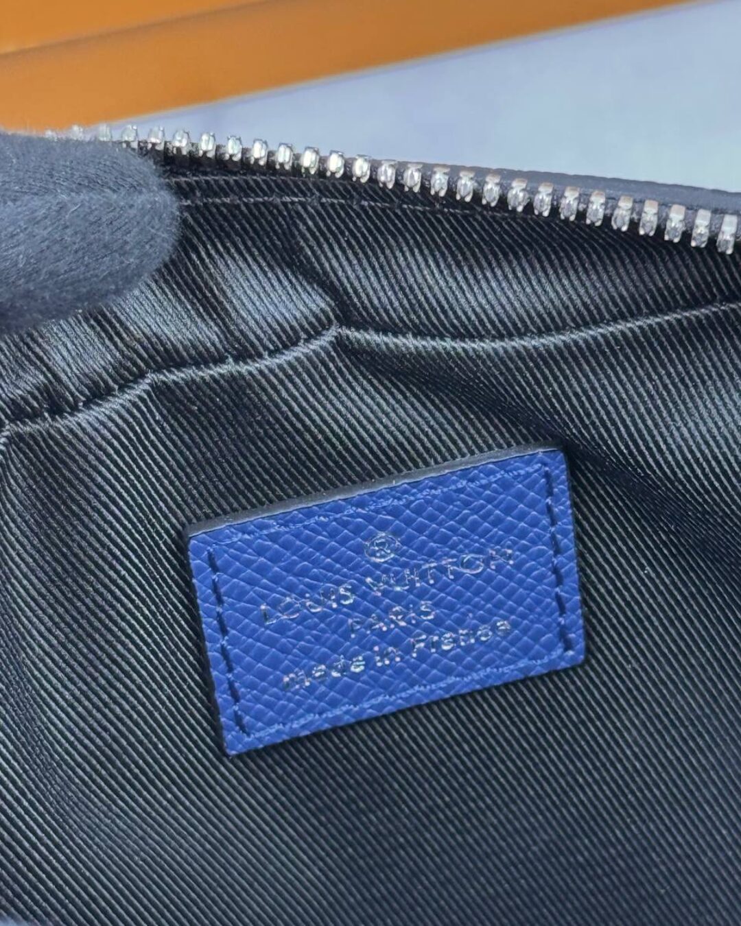 Сумка Louis Vuitton Outdoor Messenger Monogram Pacific Taiga Blue